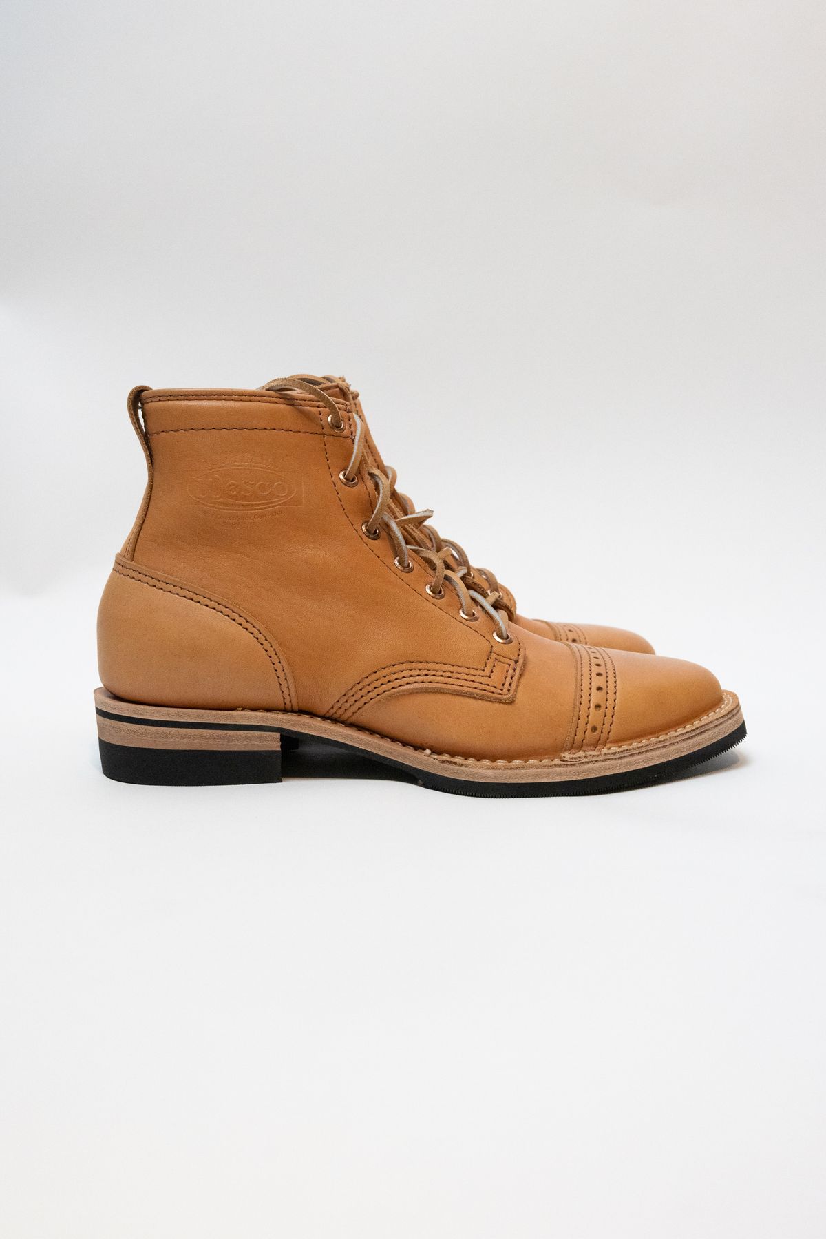 Photo by stl002 on October 2, 2022 of the Wesco Hendrik in Horween Natural Essex.