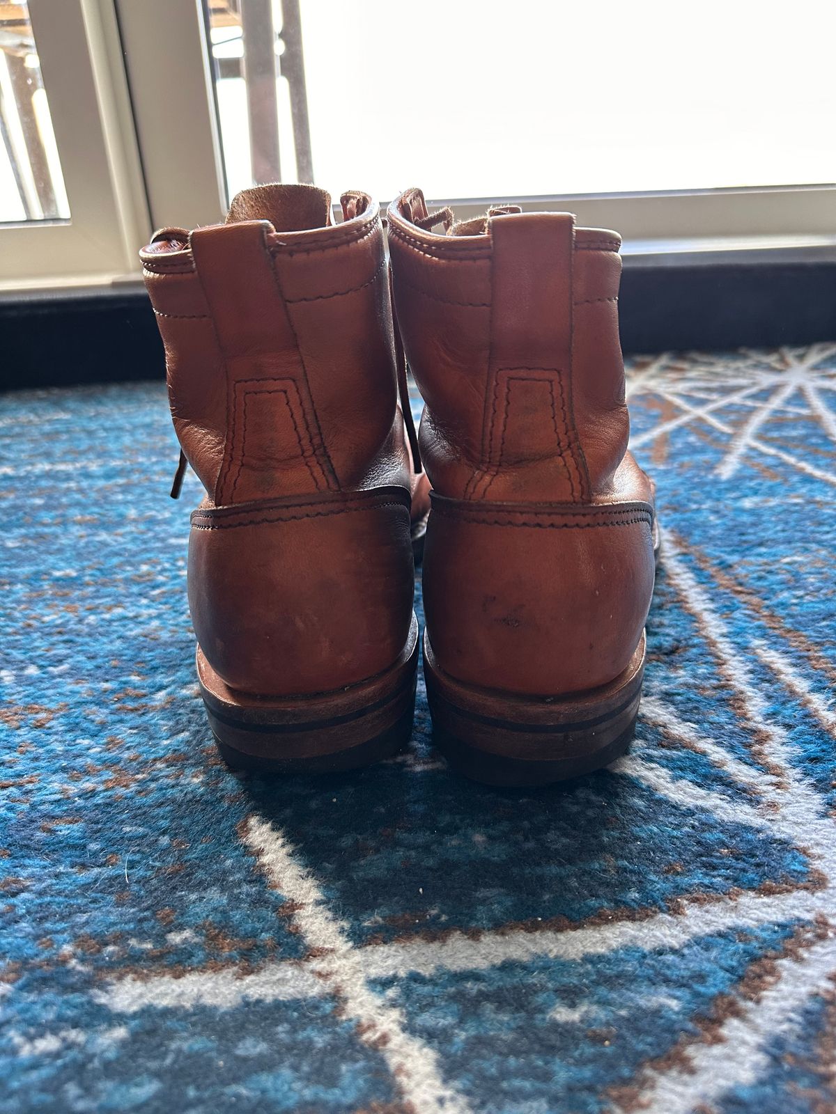 Photo by stl002 on January 5, 2023 of the Wesco Hendrik in Horween Natural Essex.