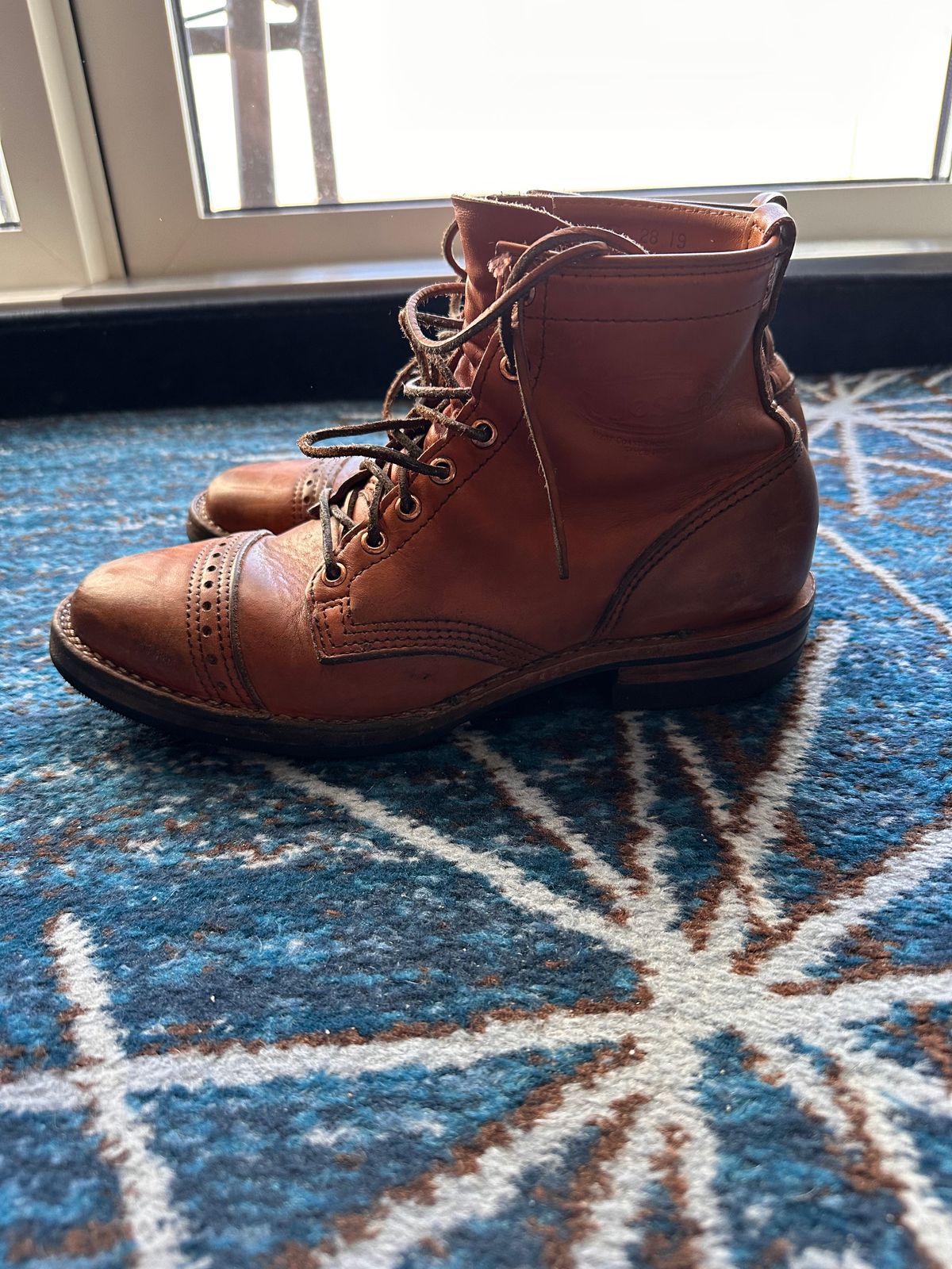 Photo by stl002 on January 5, 2023 of the Wesco Hendrik in Horween Natural Essex.