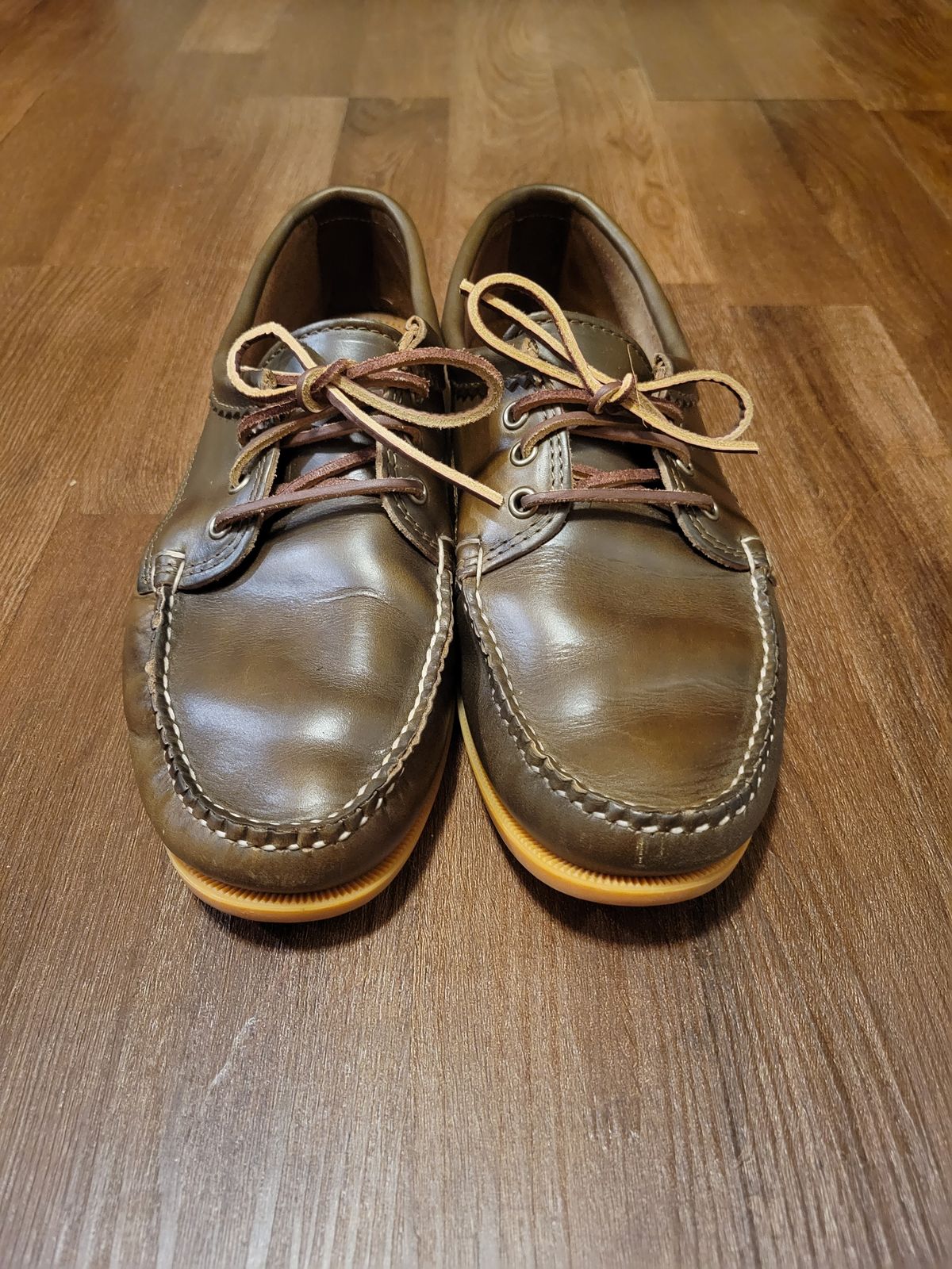 Photo by MagicBeardMan86 on November 4, 2023 of the Quoddy Blucher in Horween Olive Chromexcel.