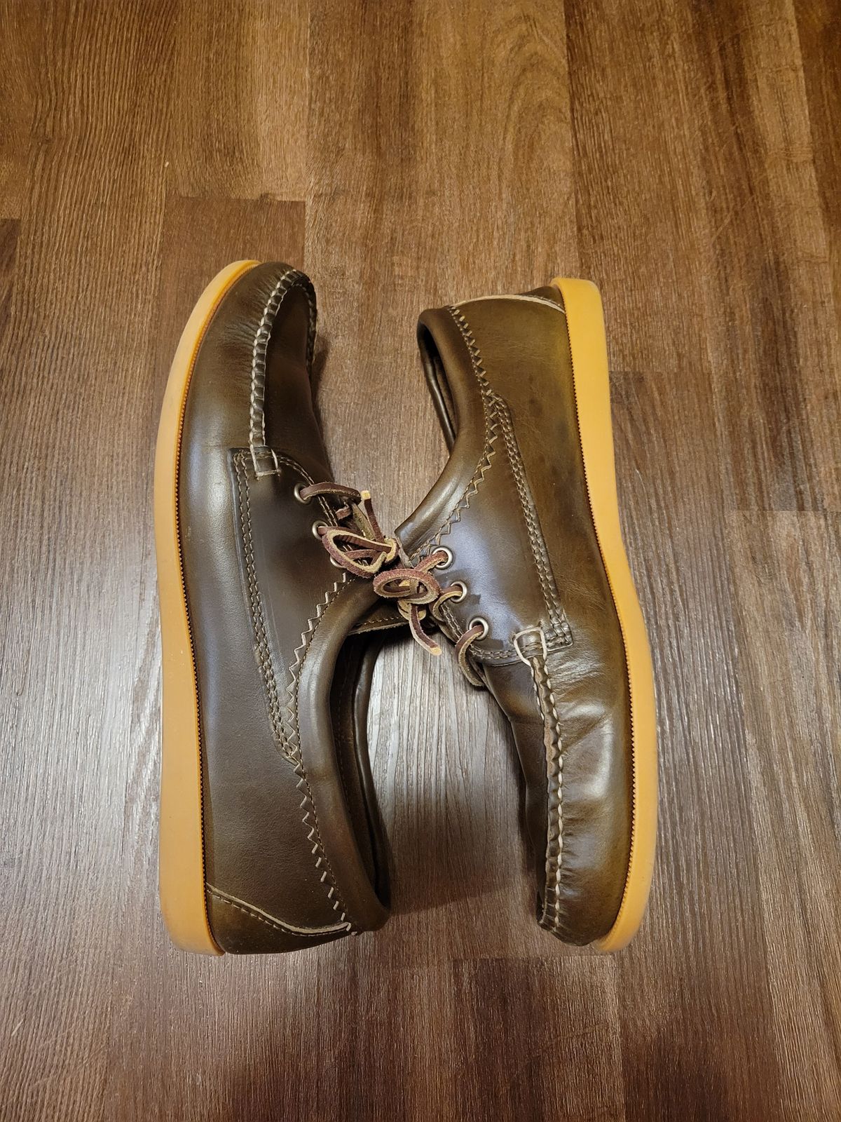 Photo by MagicBeardMan86 on November 4, 2023 of the Quoddy Blucher in Horween Olive Chromexcel.