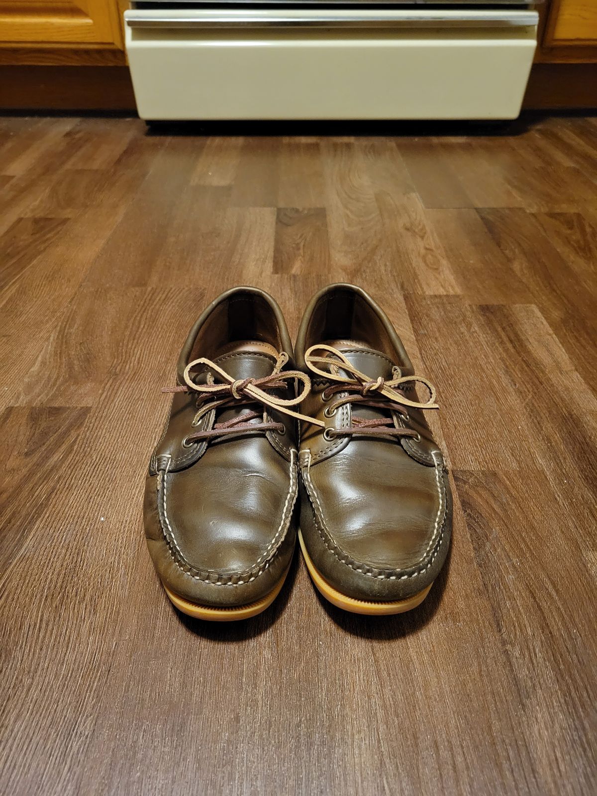 Photo by MagicBeardMan86 on December 1, 2023 of the Quoddy Blucher in Horween Olive Chromexcel.