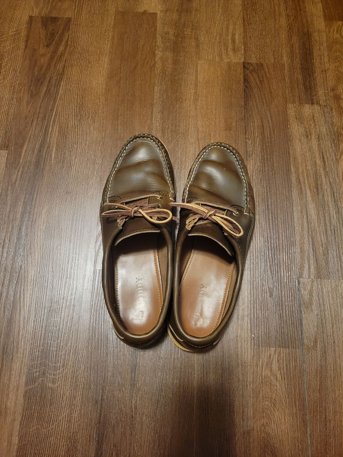 Photo by MagicBeardMan86 on February 1, 2024 of the Quoddy Blucher in Horween Olive Chromexcel.