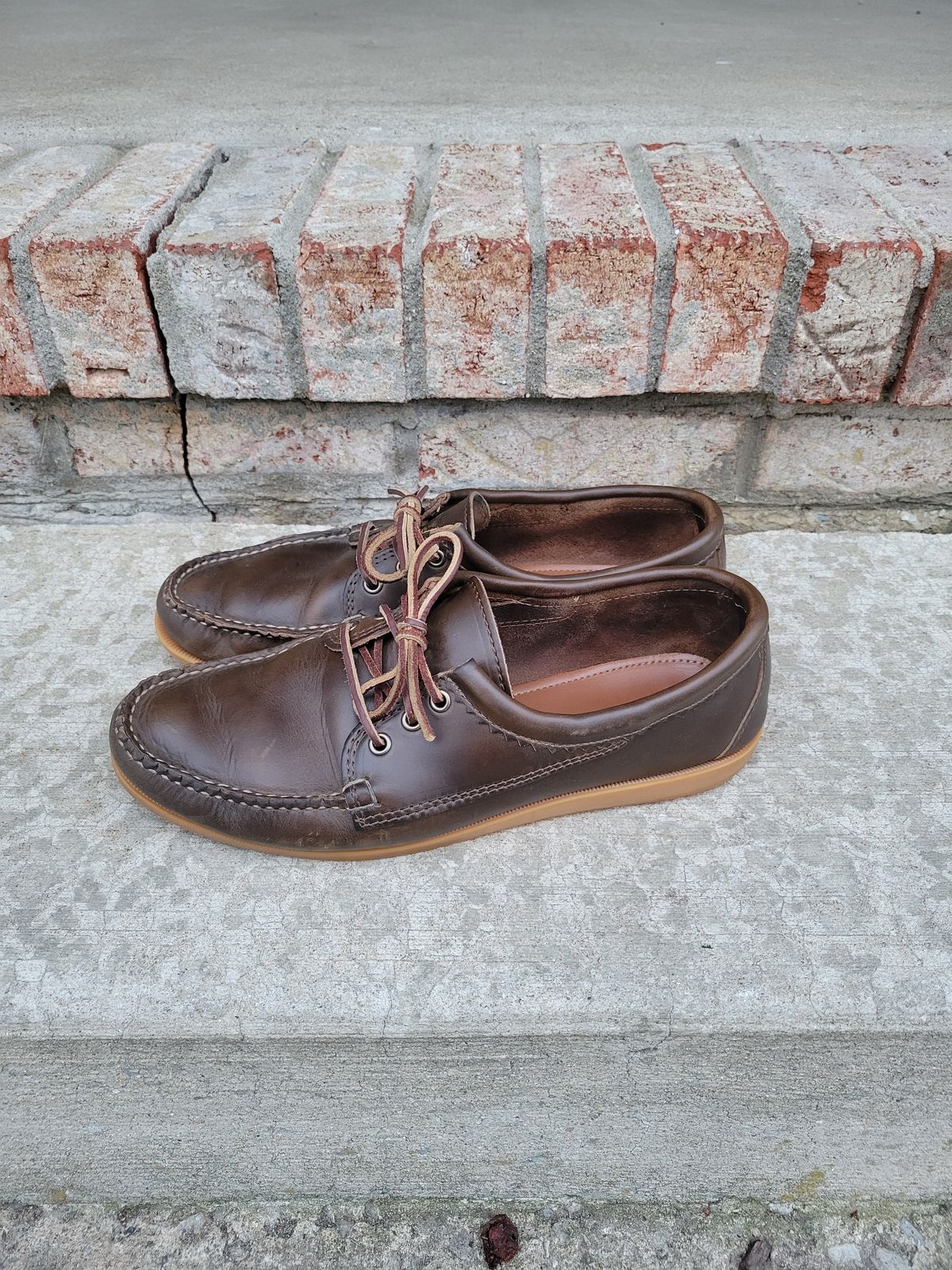 Photo by MagicBeardMan86 on April 3, 2024 of the Quoddy Blucher in Horween Olive Chromexcel.