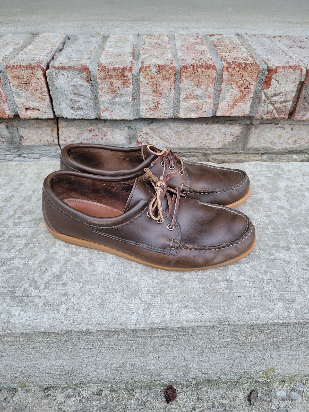 Photo by MagicBeardMan86 on April 3, 2024 of the Quoddy Blucher in Horween Olive Chromexcel.