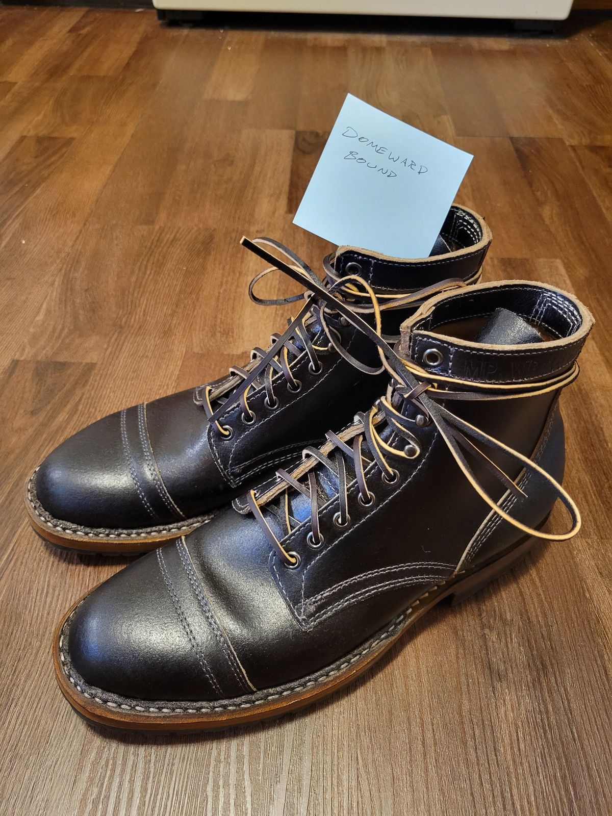Photo by MagicBeardMan86 on October 1, 2023 of the White's MP-M1TC in Horween Black Waxed Flesh.