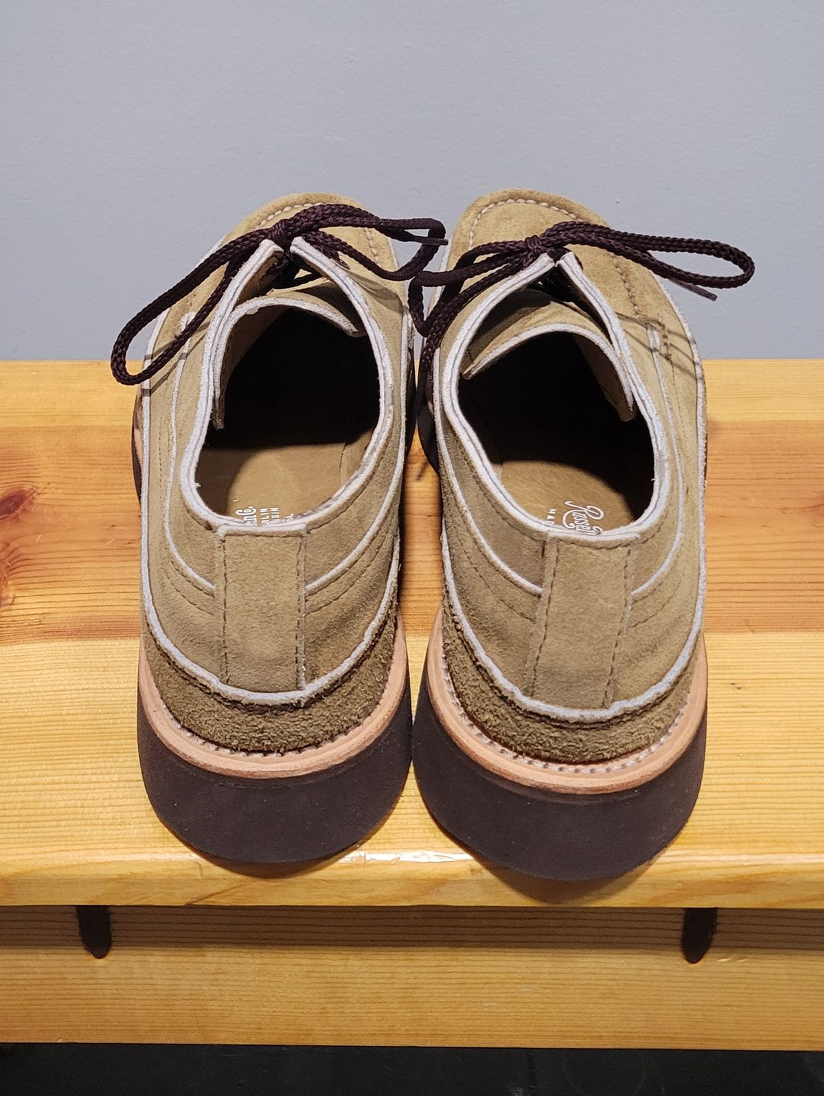 Photo by MagicBeardMan86 on October 6, 2024 of the Russell Moccasin Co. Fishing Oxford in Tan Laramie Suede.