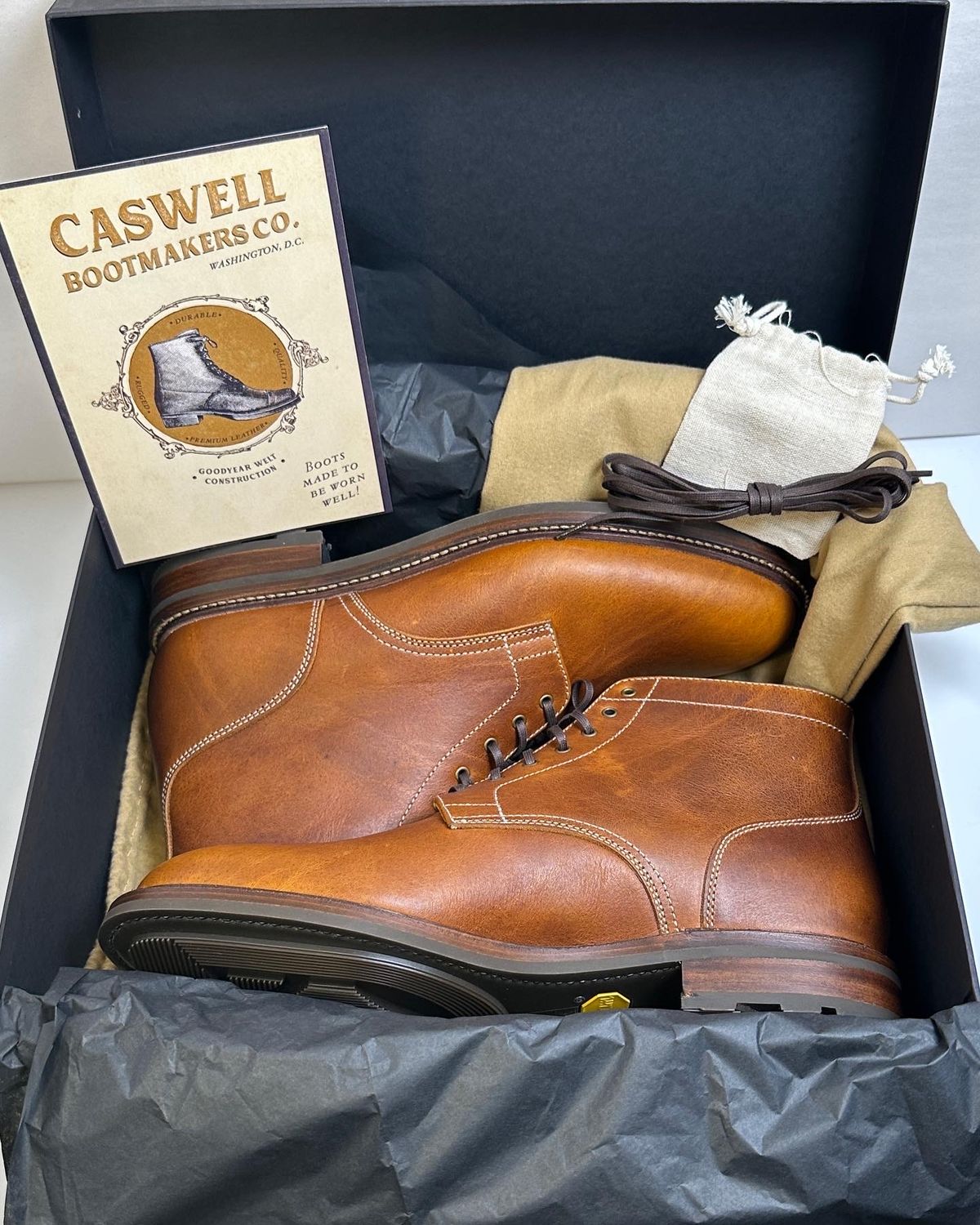 Photo by ChrisoftheW on January 8, 2023 of the Caswell Boot Company Lisbon in C.F. Stead Caramel Classic Oiled Shoulder.