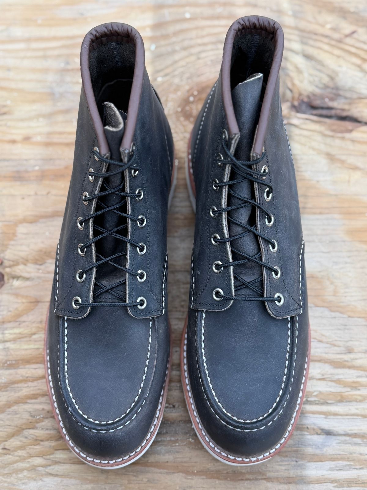 Photo by ChrisoftheW on March 12, 2026 of the Red Wing 8890 Classic Moc in S.B. Foot Charcoal Rough and Tough.