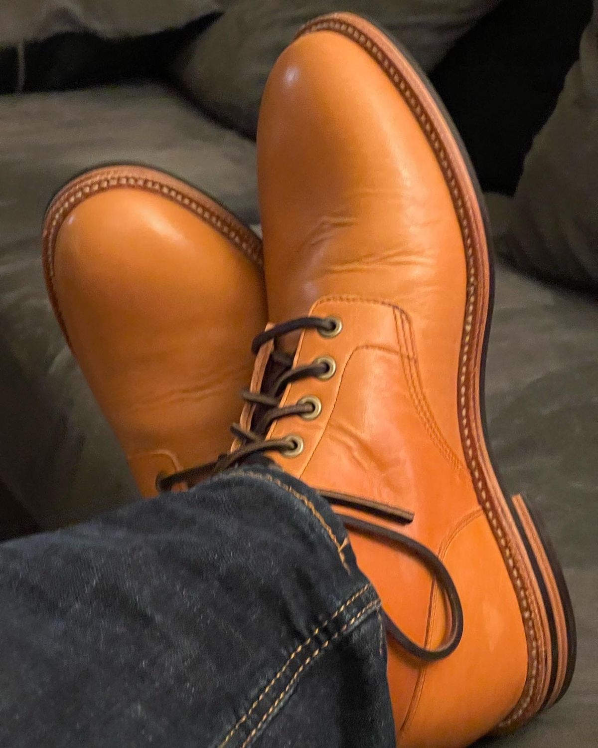 Photo by ChrisoftheW on September 23, 2022 of the Grant Stone Diesel Boot in Horween English Tan Essex.