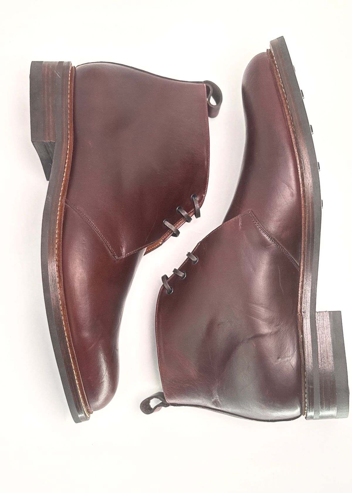 Photo by ChrisoftheW on January 3, 2024 of the Caswell Boot Company Coimbra in Horween Color 8 Chromexcel.