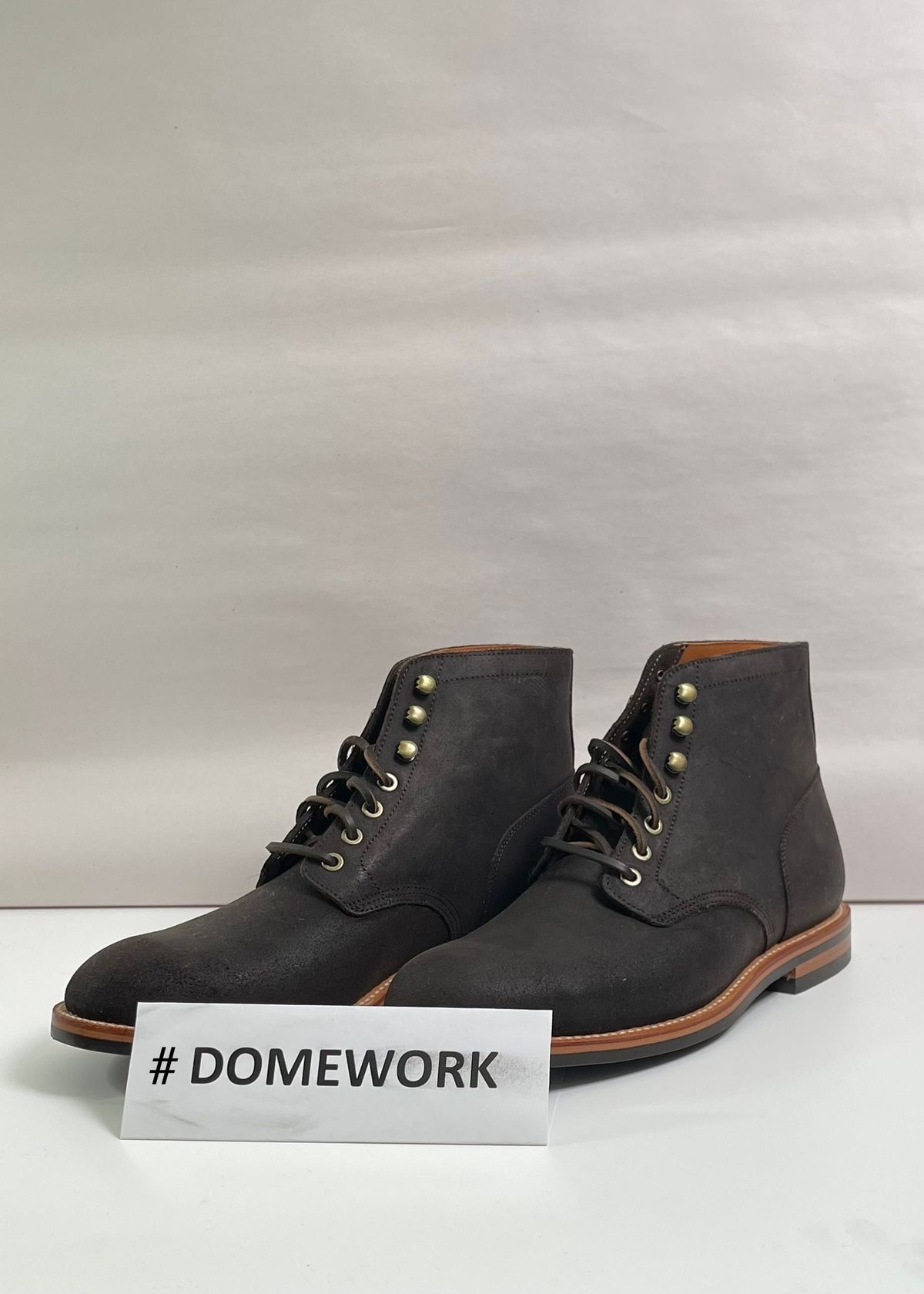 Photo by ChrisoftheW on October 5, 2022 of the Grant Stone Diesel Boot in C.F. Stead Earth Waxy Commander Suede.