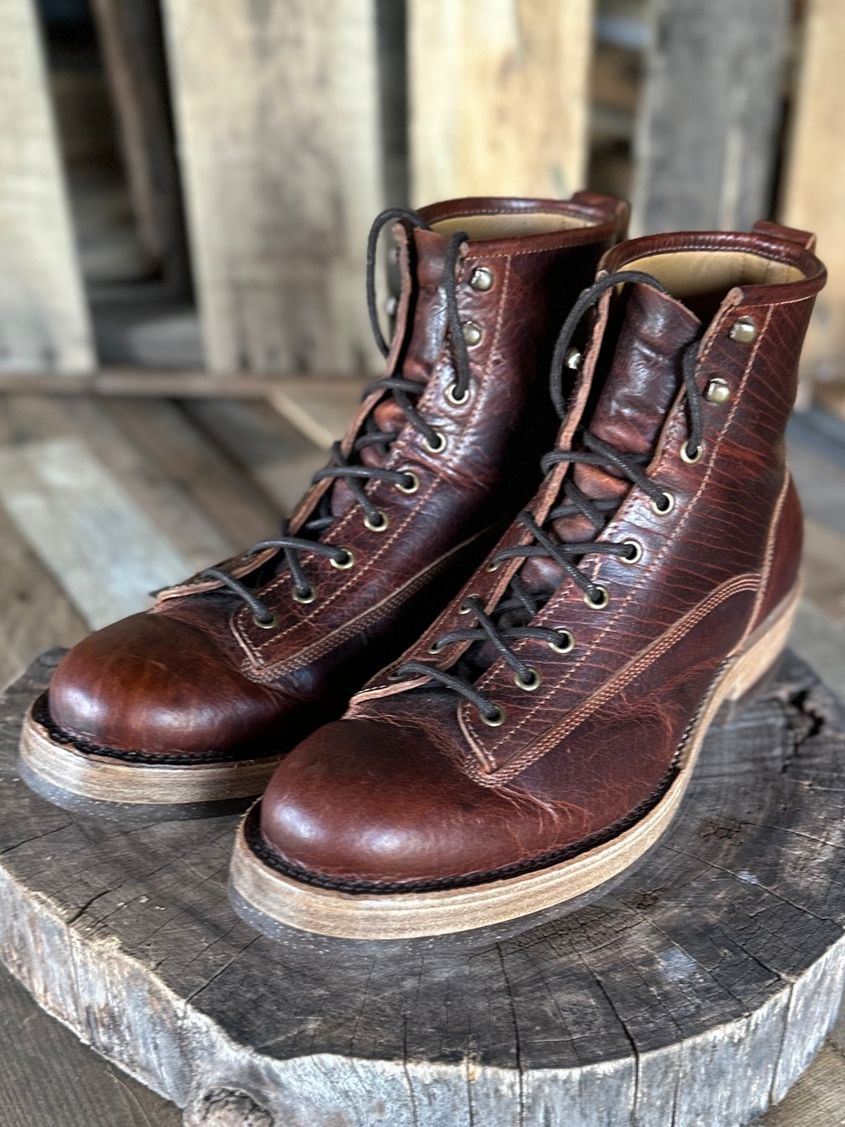 Photo by ChrisoftheW on October 5, 2025 of the Caswell Boot Company Carver in Law Tanning Burnt Chiptan Bison.