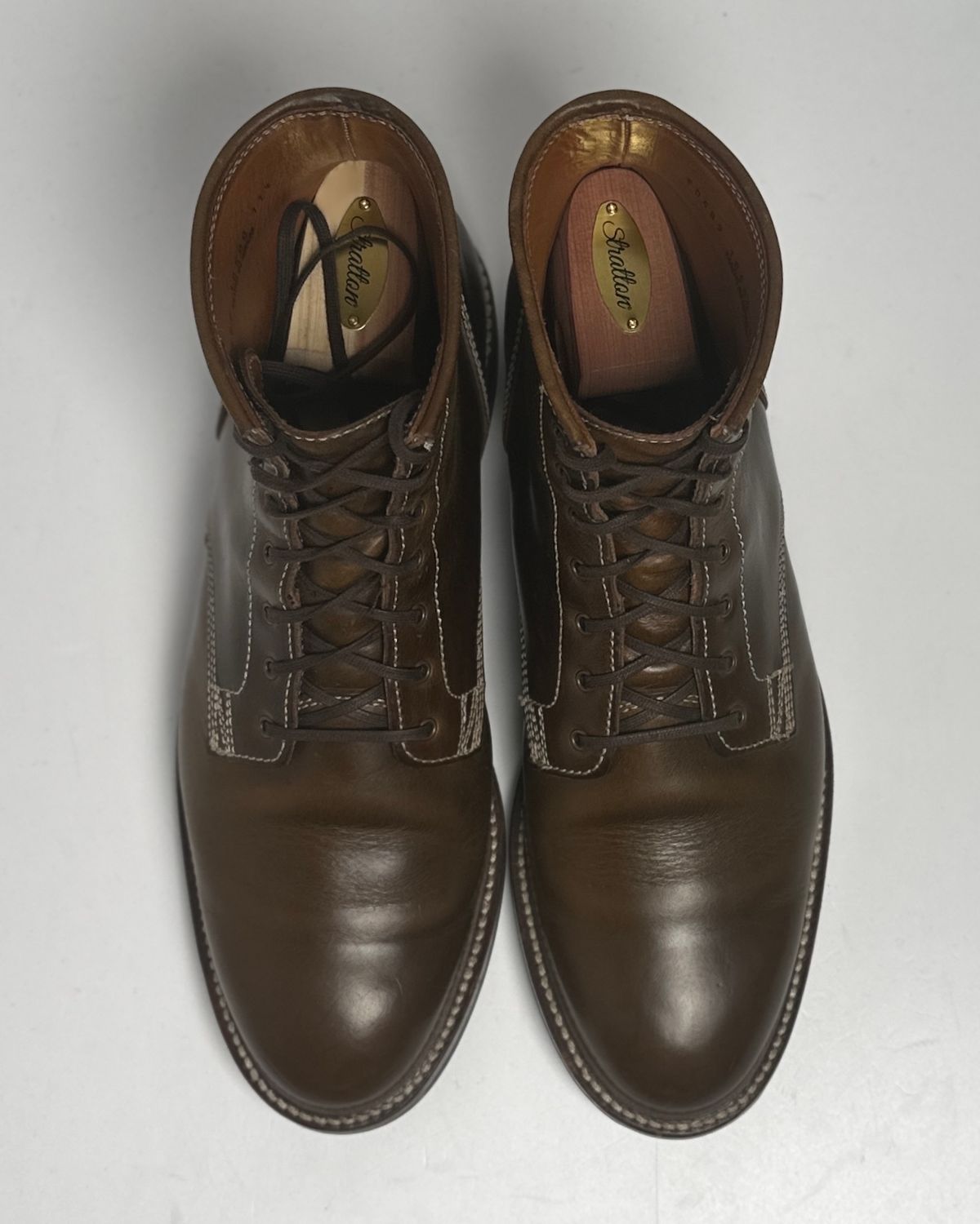 Photo by ChrisoftheW on February 6, 2024 of the Caswell Boot Company Lisbon II in Horween Olive Chromexcel.