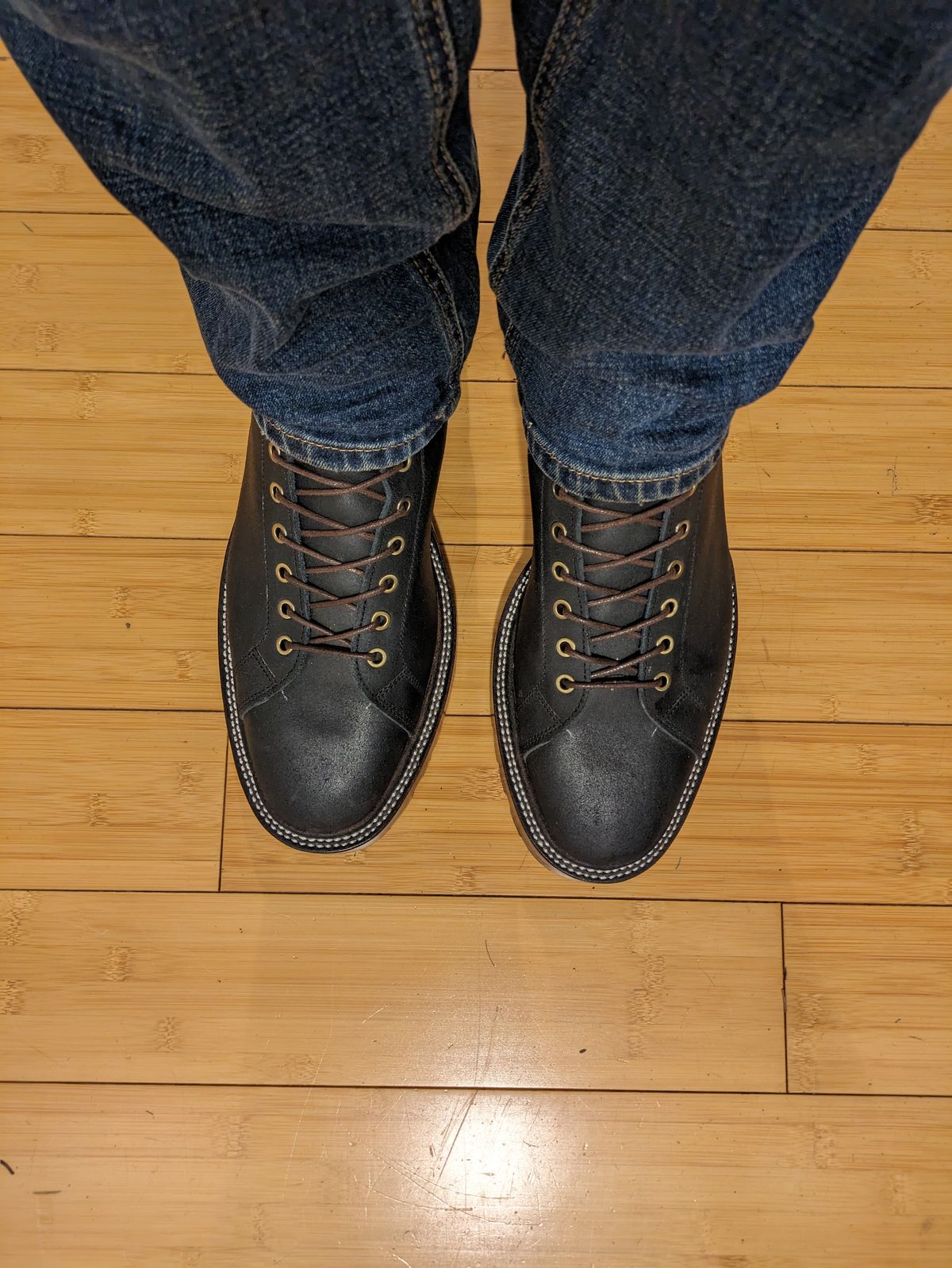 Photo by Dutch_fl on October 6, 2023 of the Prof Barnets Cleon in Indonesian Black Waxed Flesh.