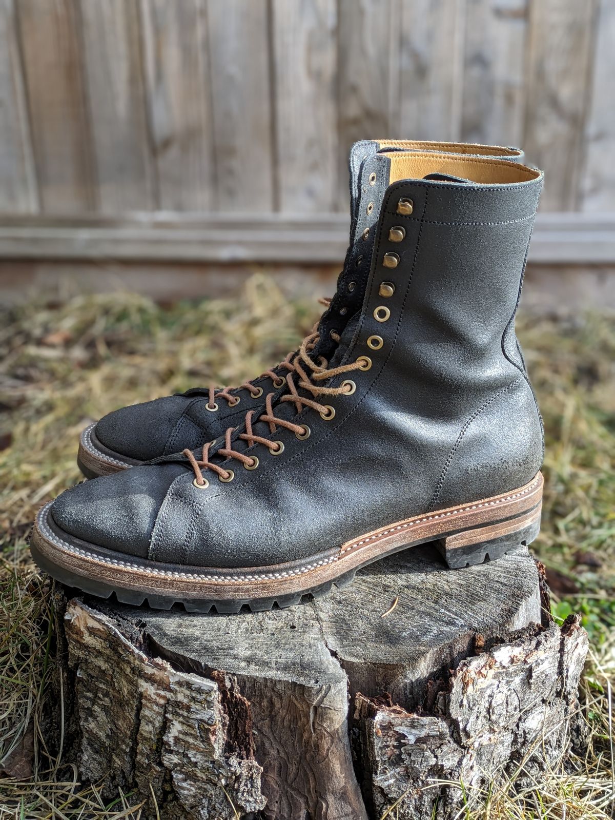 Photo by Dutch_fl on February 1, 2024 of the Prof Barnets Cleon in Indonesian Black Waxed Flesh.