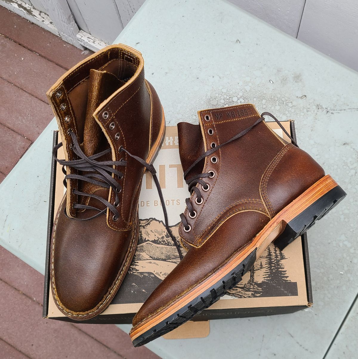 Photo by donyey on September 30, 2023 of the White's MP-Sherman Plain Toe in Horween Cinnamon Waxed Flesh.