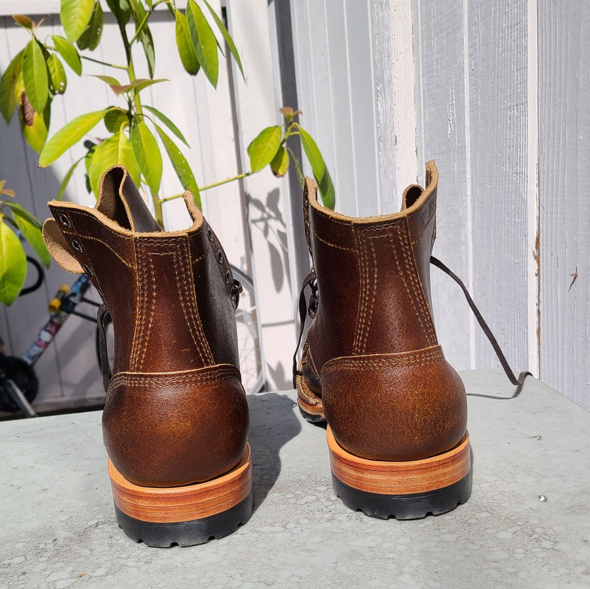 Photo by donyey on October 3, 2023 of the White's MP-Sherman Plain Toe in Horween Cinnamon Waxed Flesh.