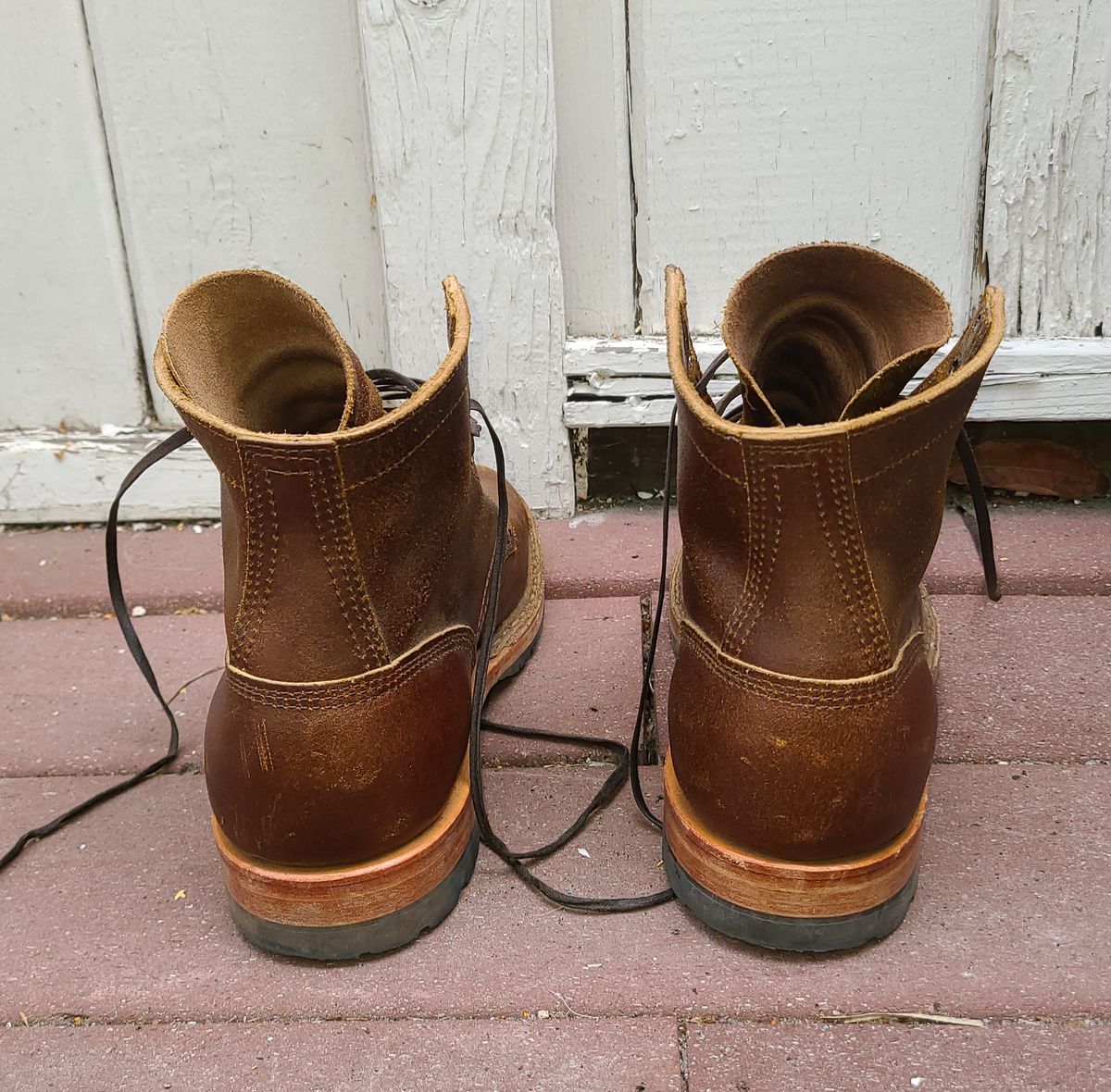 Photo by donyey on November 4, 2023 of the White's MP-Sherman Plain Toe in Horween Cinnamon Waxed Flesh.