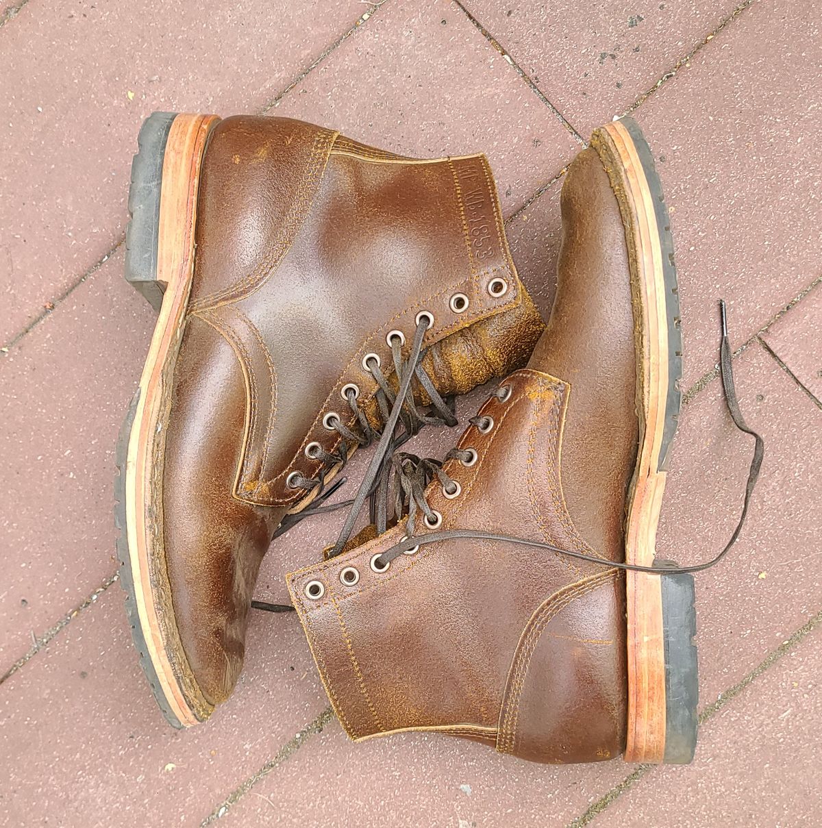 Photo by donyey on November 4, 2023 of the White's MP-Sherman Plain Toe in Horween Cinnamon Waxed Flesh.