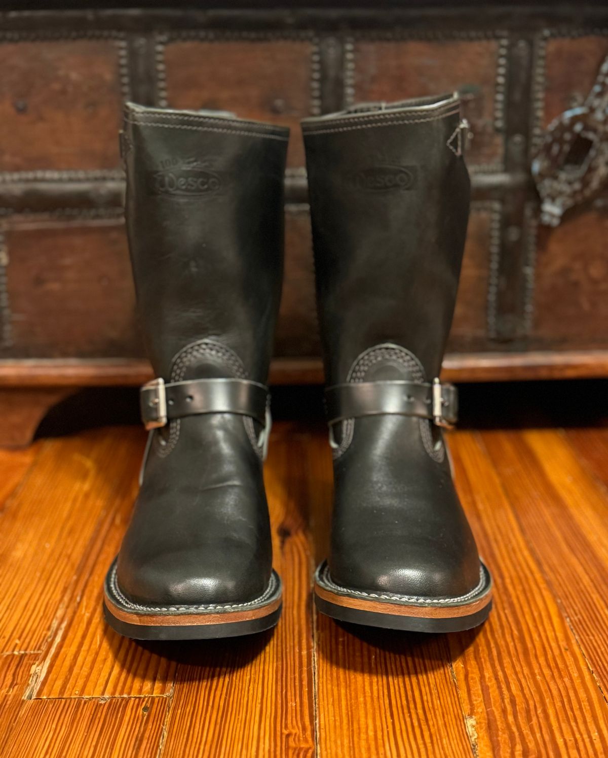 Photo by sthilburn on October 1, 2024 of the Wesco Mister Lou in Maryam Petrolio Waxed Black Horsehide.