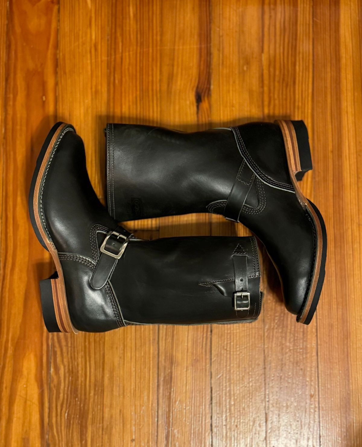 Photo by sthilburn on October 1, 2024 of the Wesco Mister Lou in Maryam Petrolio Waxed Black Horsehide.