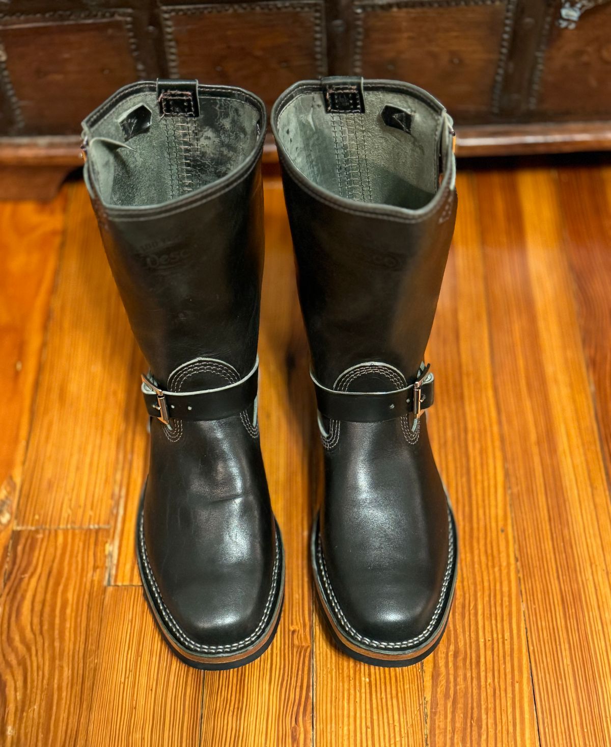 Photo by sthilburn on October 1, 2024 of the Wesco Mister Lou in Maryam Petrolio Waxed Black Horsehide.