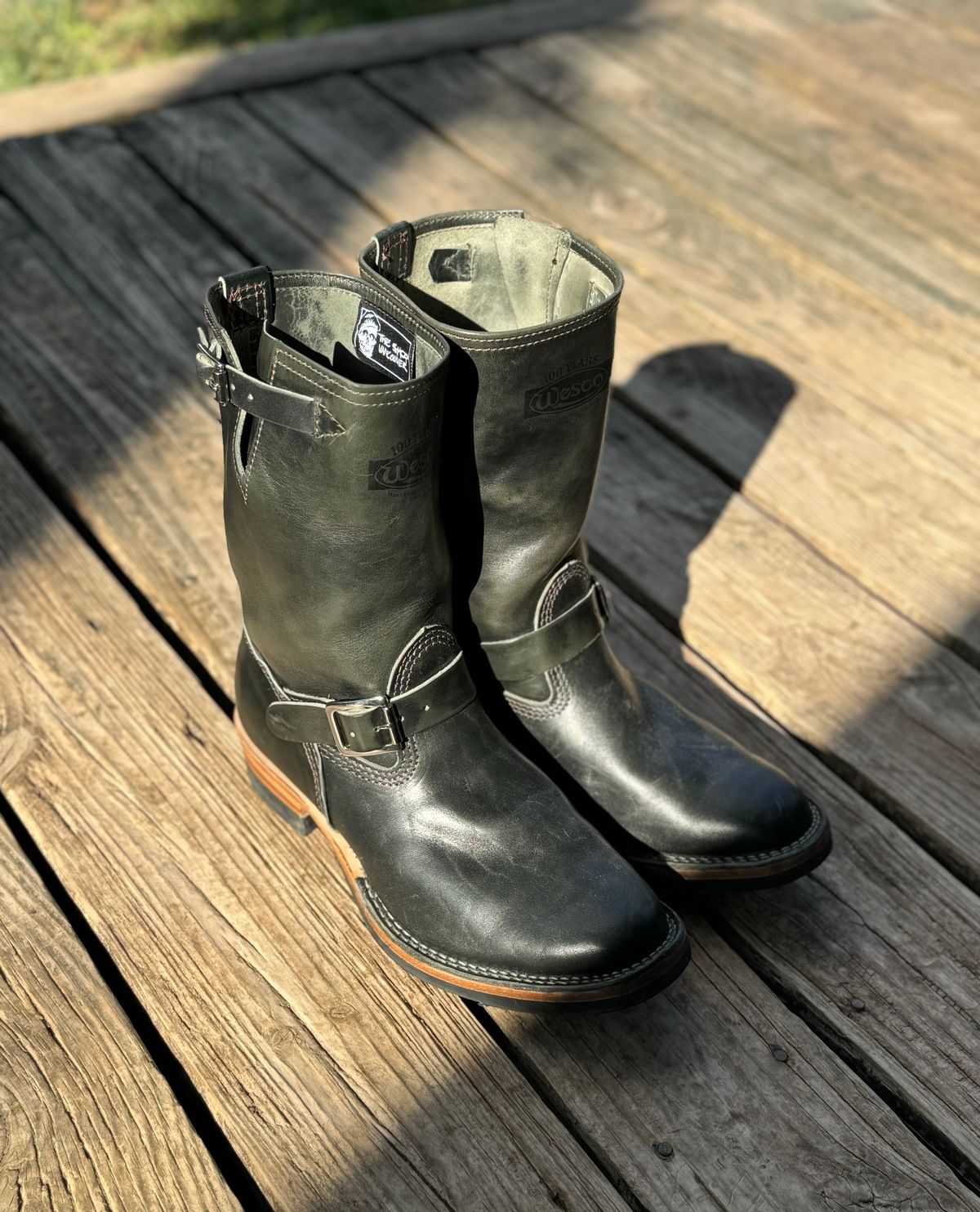 Photo by sthilburn on October 5, 2024 of the Wesco Mister Lou in Maryam Petrolio Waxed Black Horsehide.