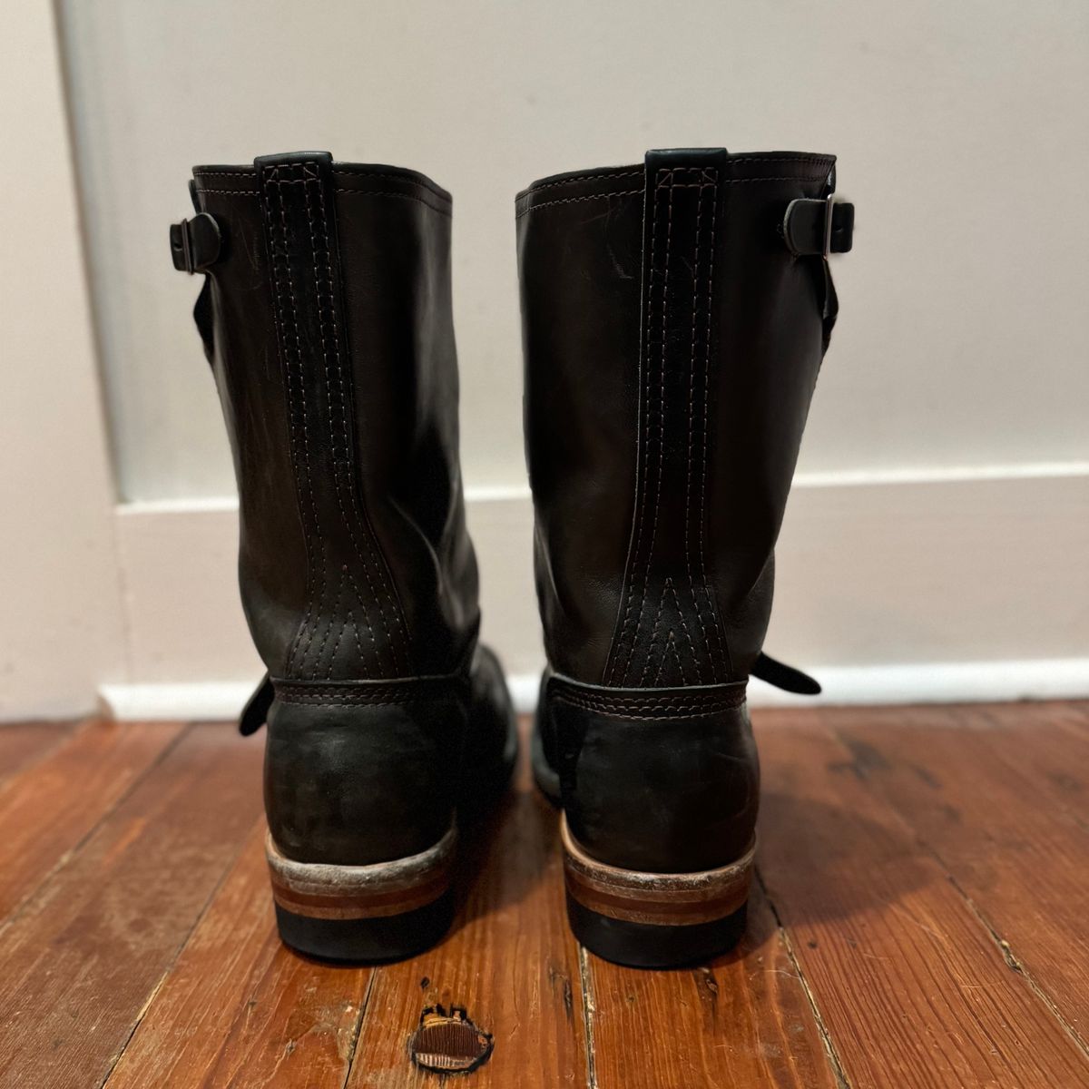 Photo by sthilburn on April 6, 2025 of the Wesco Mister Lou in Maryam Petrolio Waxed Black Horsehide.