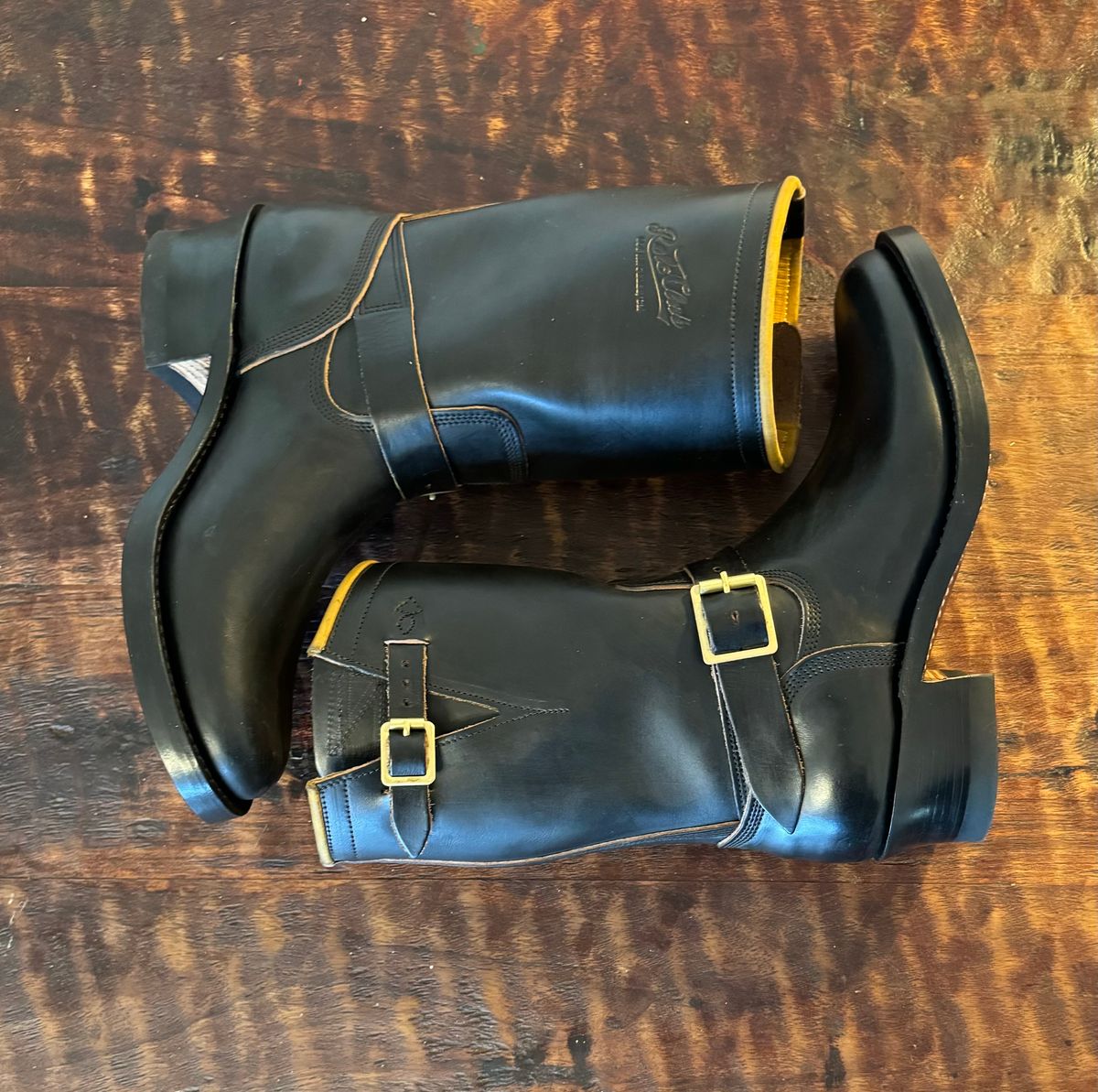 Photo by sthilburn on November 3, 2023 of the Role Club Engineer Boots in Horween Black Chromexcel Horsehide.