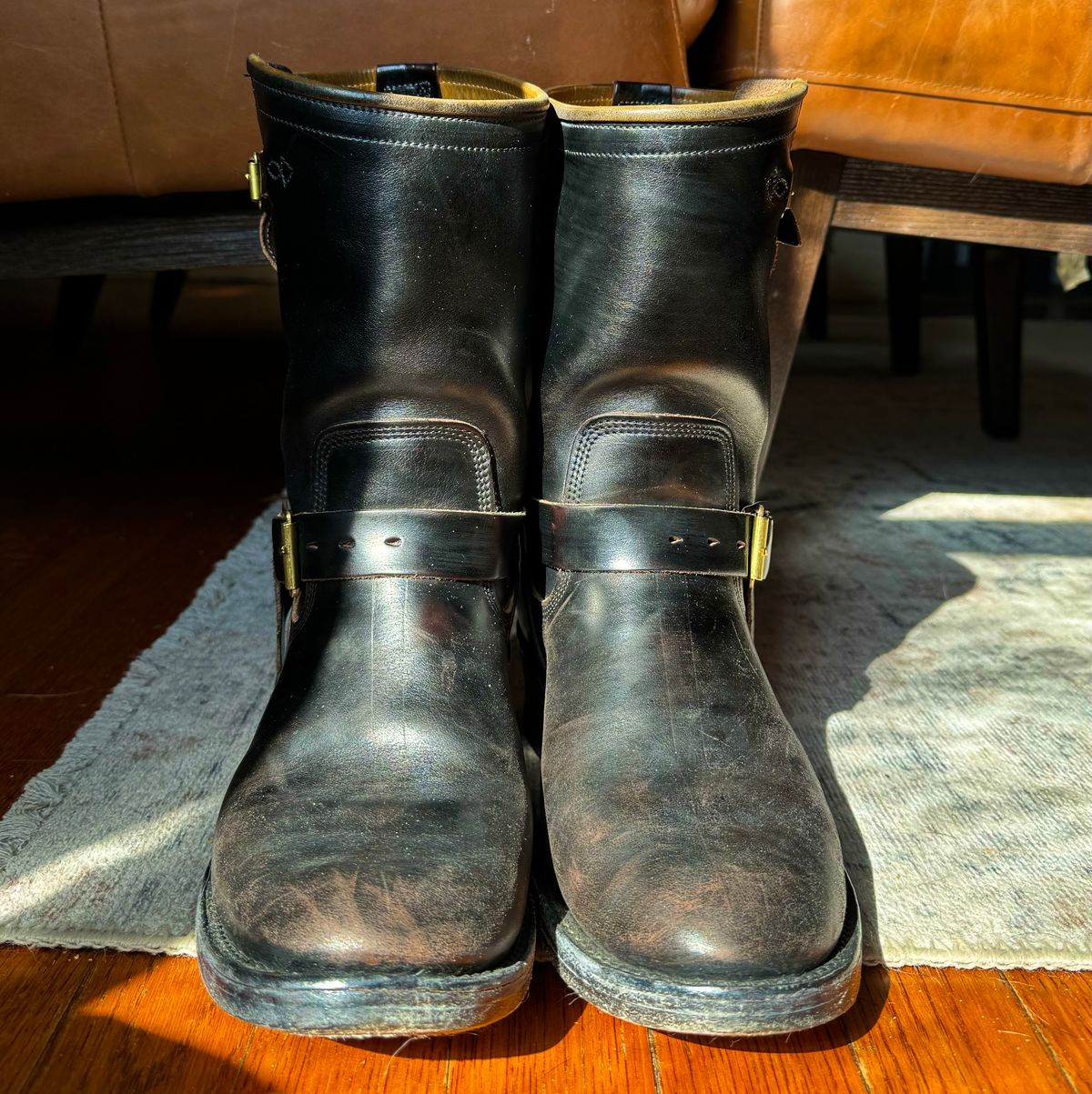 Photo by sthilburn on February 5, 2024 of the Role Club Engineer Boots in Horween Black Chromexcel Horsehide.