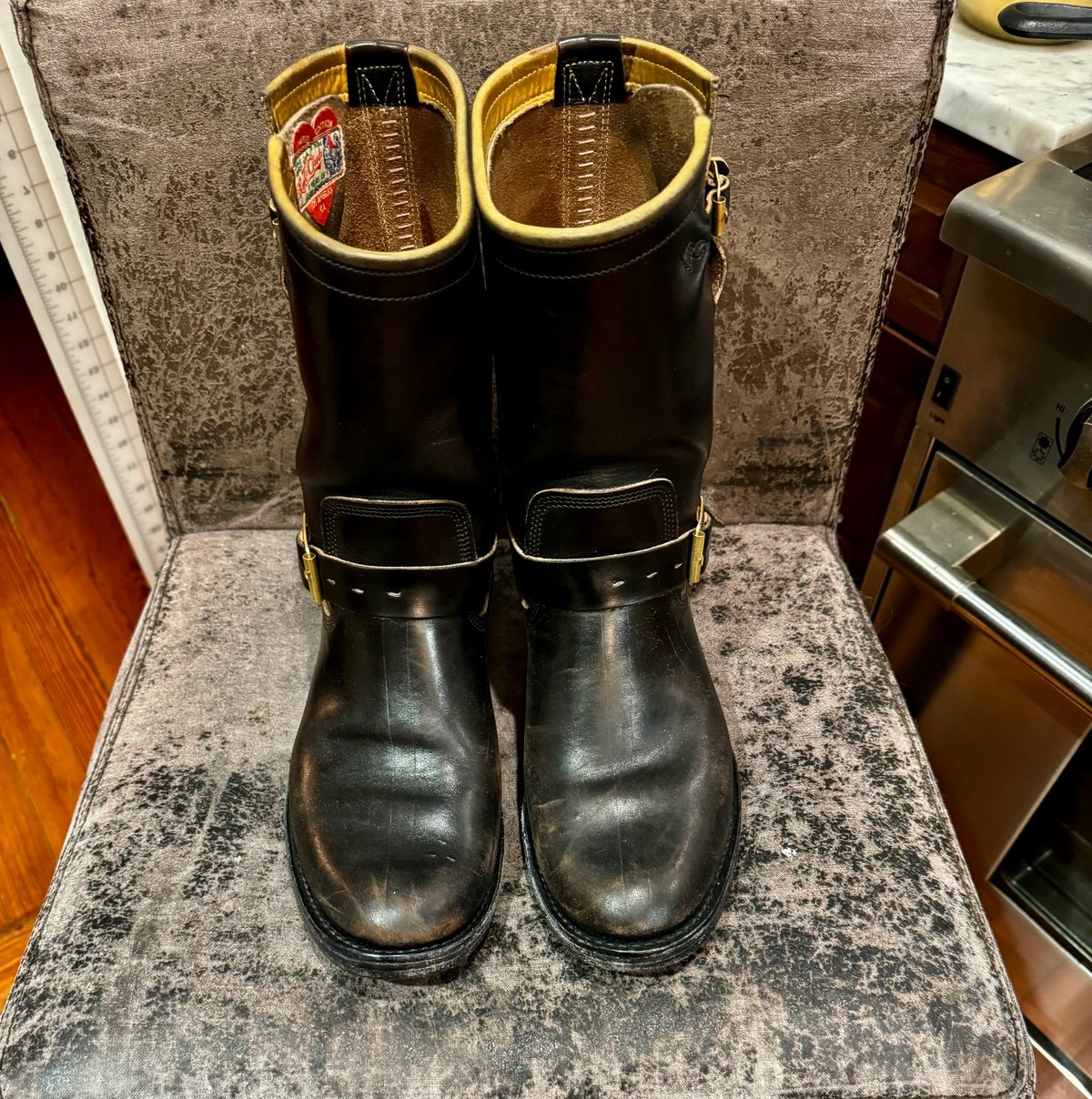 Photo by sthilburn on March 5, 2024 of the Role Club Engineer Boots in Horween Black Chromexcel Horsehide.