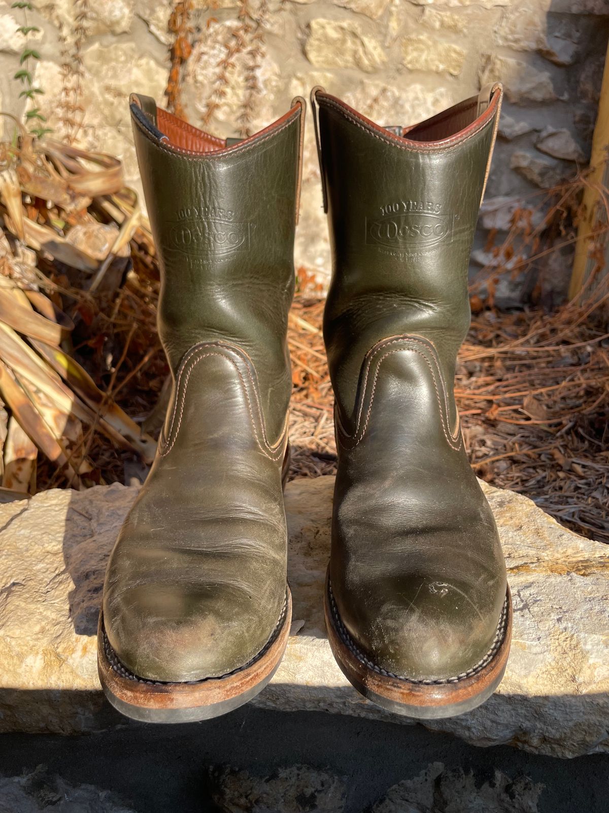 Photo by sthilburn on February 3, 2023 of the Wesco Morrison in Horween Olive Chromexcel.