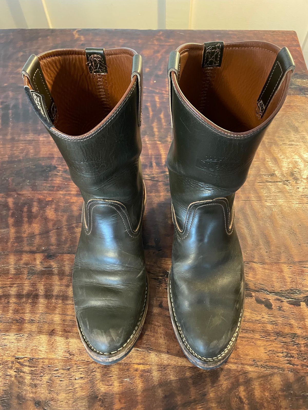 Photo by sthilburn on March 2, 2023 of the Wesco Morrison in Horween Olive Chromexcel.