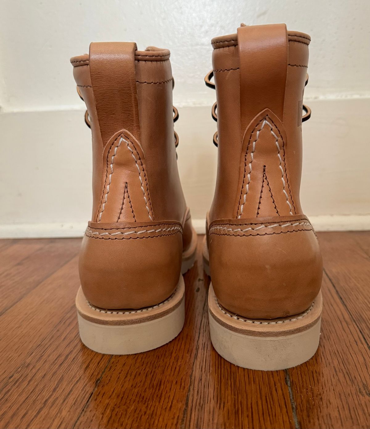 Photo by sthilburn on October 1, 2023 of the Wesco Jobmaster in Maryam Natural Horsehide.