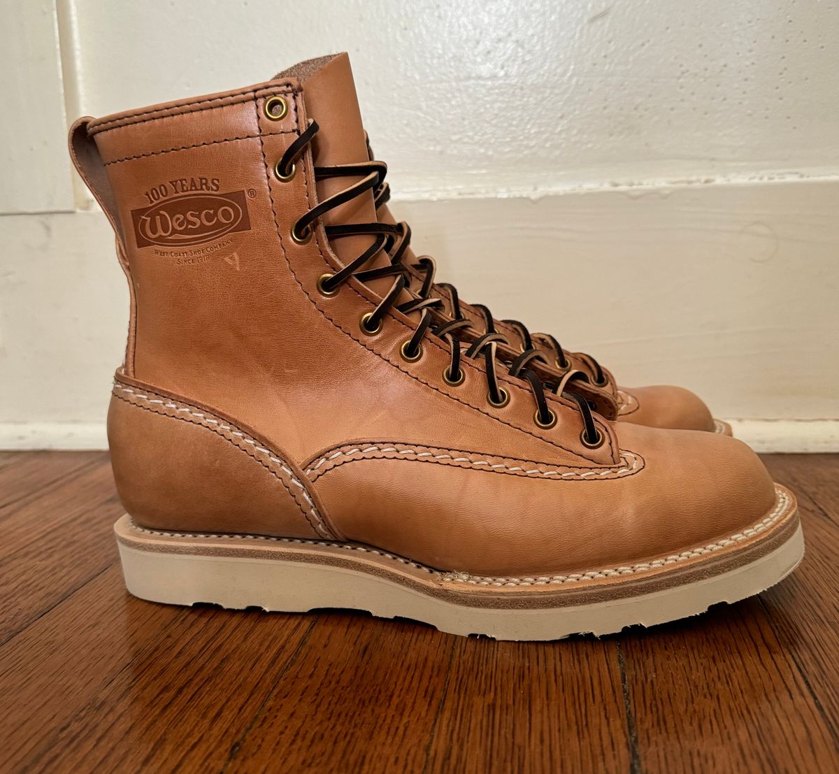 Photo by sthilburn on October 1, 2023 of the Wesco Jobmaster in Maryam Natural Horsehide.