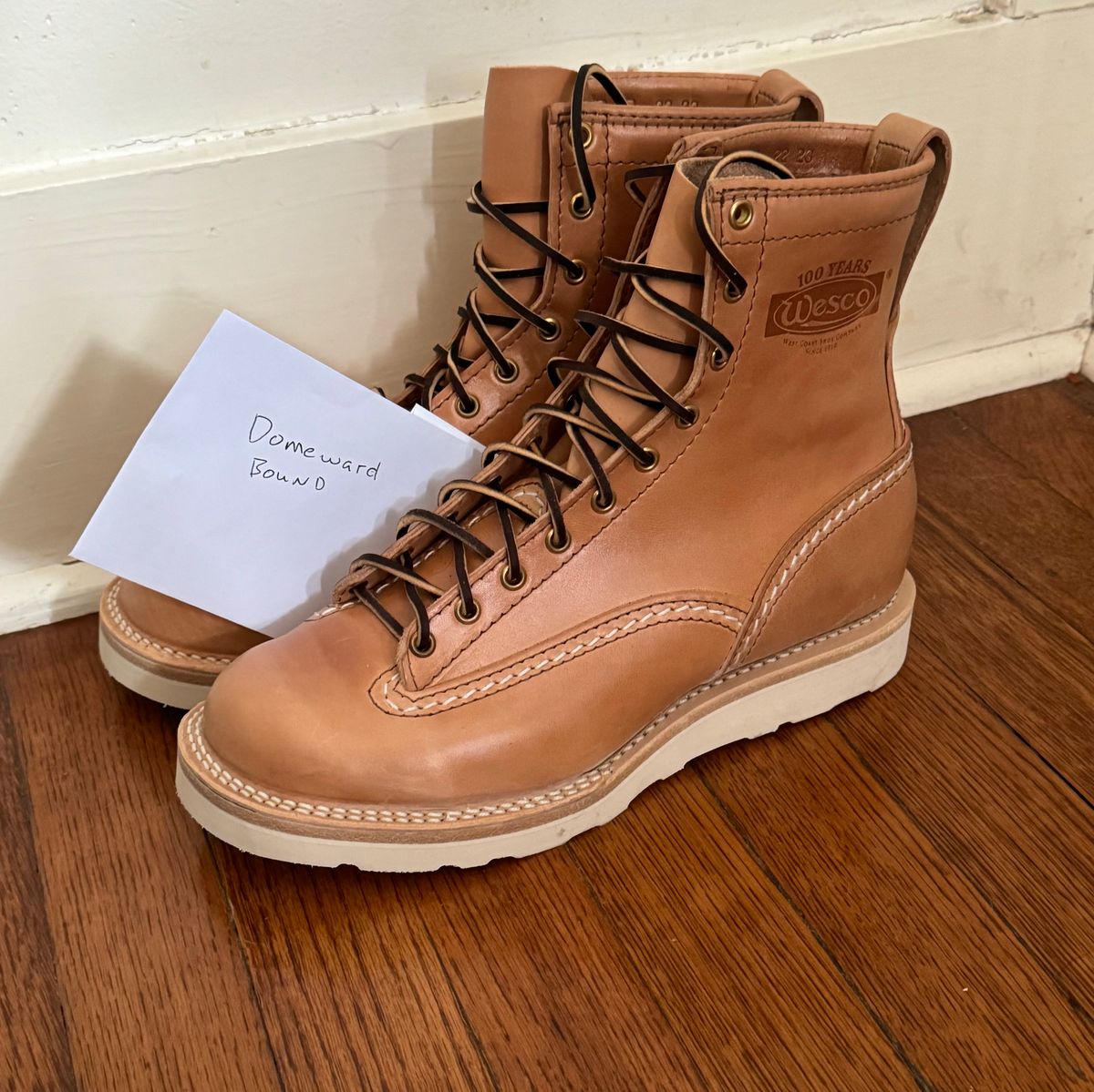 Photo by sthilburn on October 1, 2023 of the Wesco Jobmaster in Maryam Natural Horsehide.