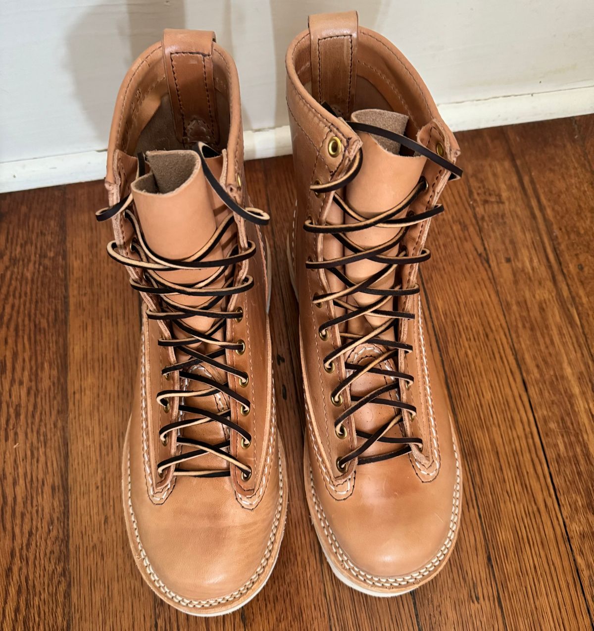 Photo by sthilburn on October 1, 2023 of the Wesco Jobmaster in Maryam Natural Horsehide.