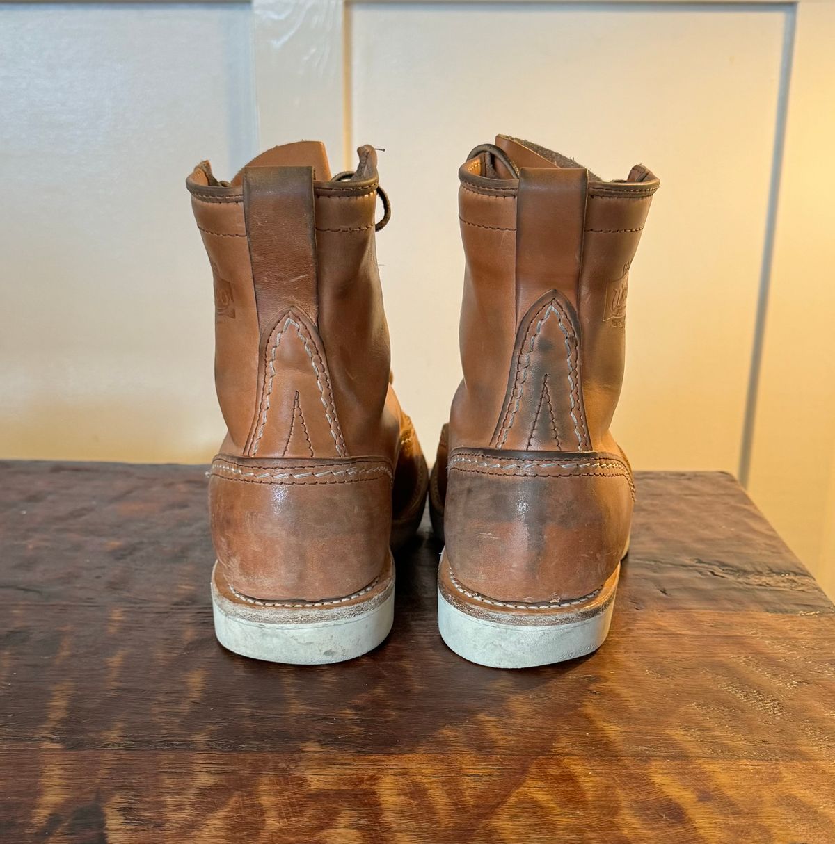 Photo by sthilburn on November 3, 2023 of the Wesco Jobmaster in Maryam Natural Horsehide.