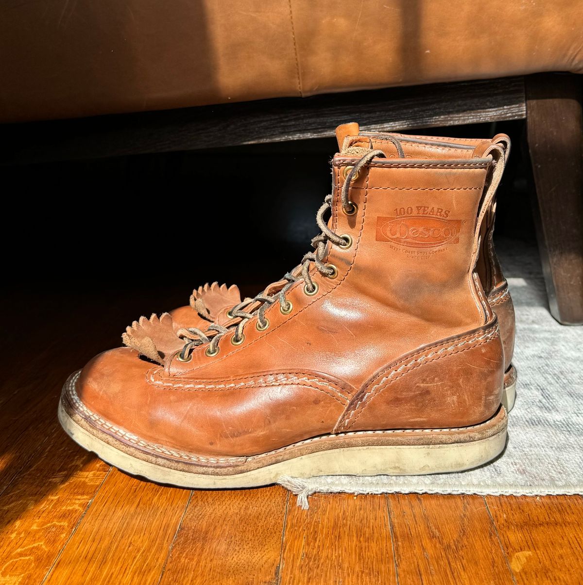 Photo by sthilburn on February 5, 2024 of the Wesco Jobmaster in Maryam Natural Horsehide.