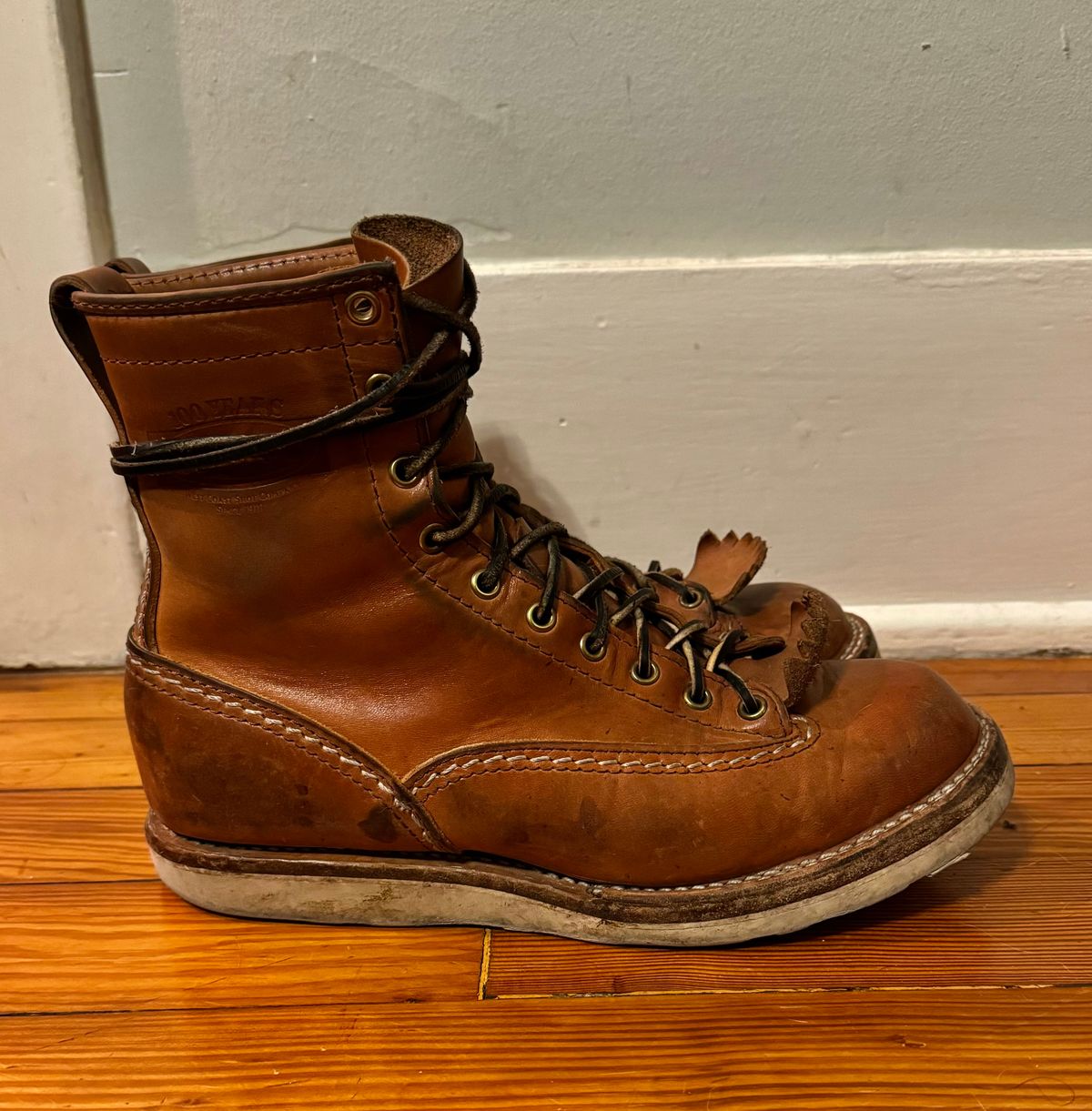 Photo by sthilburn on March 5, 2024 of the Wesco Jobmaster in Maryam Natural Horsehide.