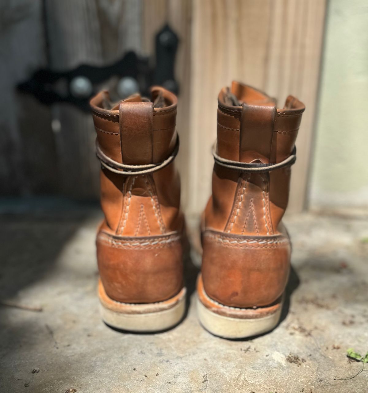 Photo by sthilburn on April 4, 2024 of the Wesco Jobmaster in Maryam Natural Horsehide.