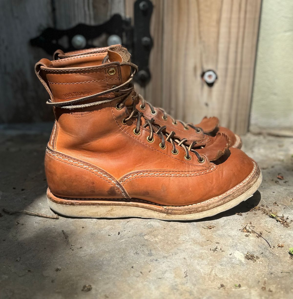 Photo by sthilburn on April 4, 2024 of the Wesco Jobmaster in Maryam Natural Horsehide.