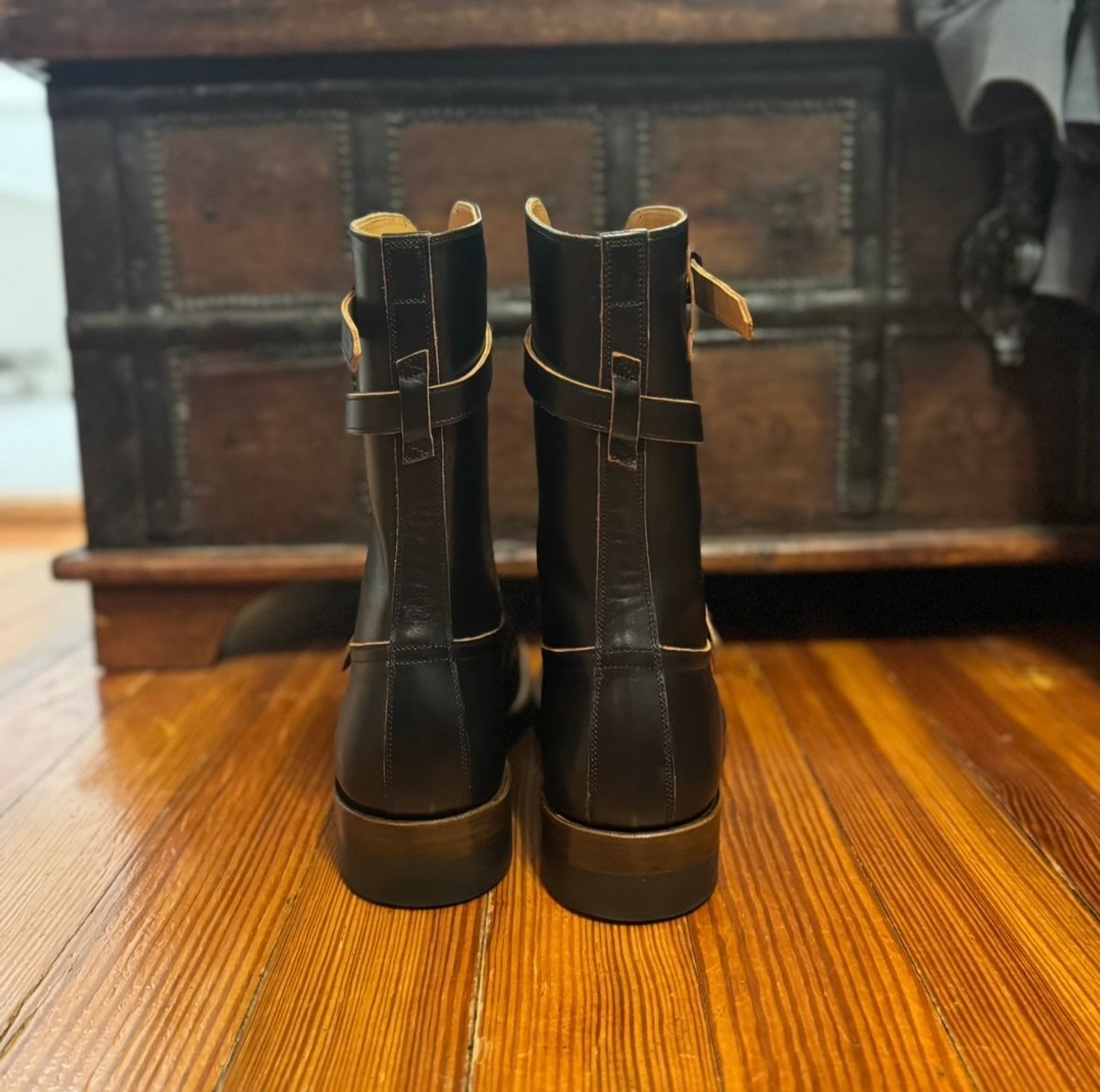 Photo by sthilburn on April 7, 2025 of the Eastman Leather Tanker Boots in Black Horsehide.