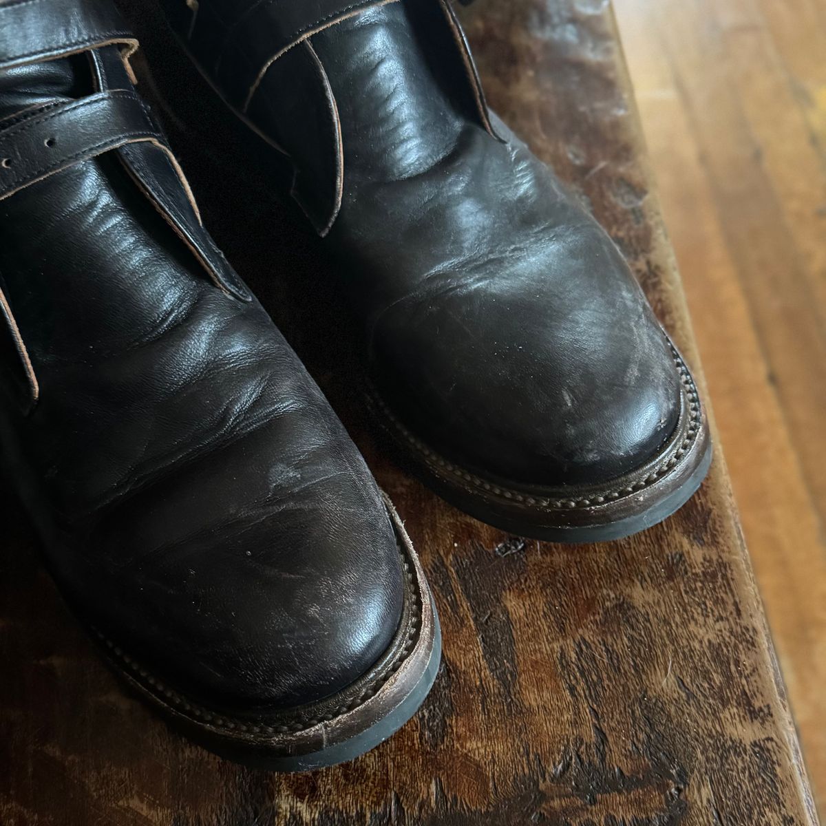 Photo by sthilburn on April 24, 2025 of the Eastman Leather Tanker Boots in Black Horsehide.