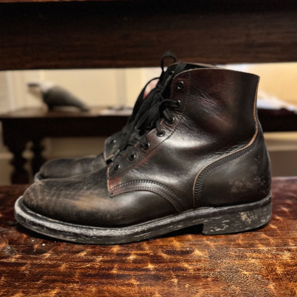 Photo by sthilburn on January 4, 2026 of the Role Club Boondockers in Handfinished CXL Horsehide.