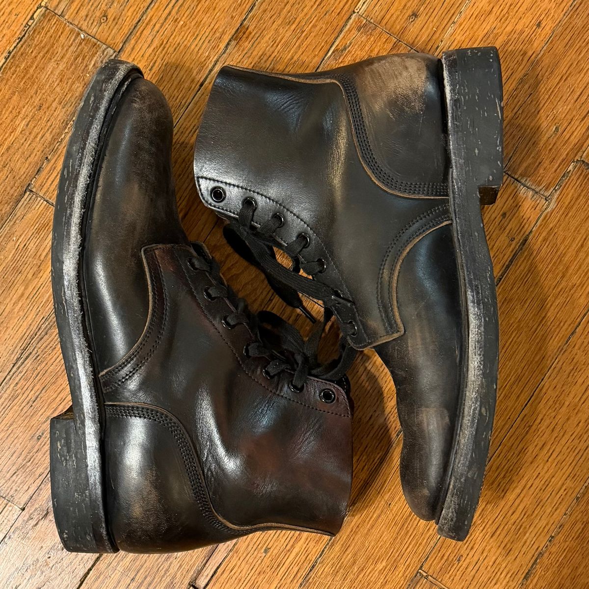 Photo by sthilburn on March 6, 2026 of the Role Club Boondockers in Handfinished CXL Horsehide.