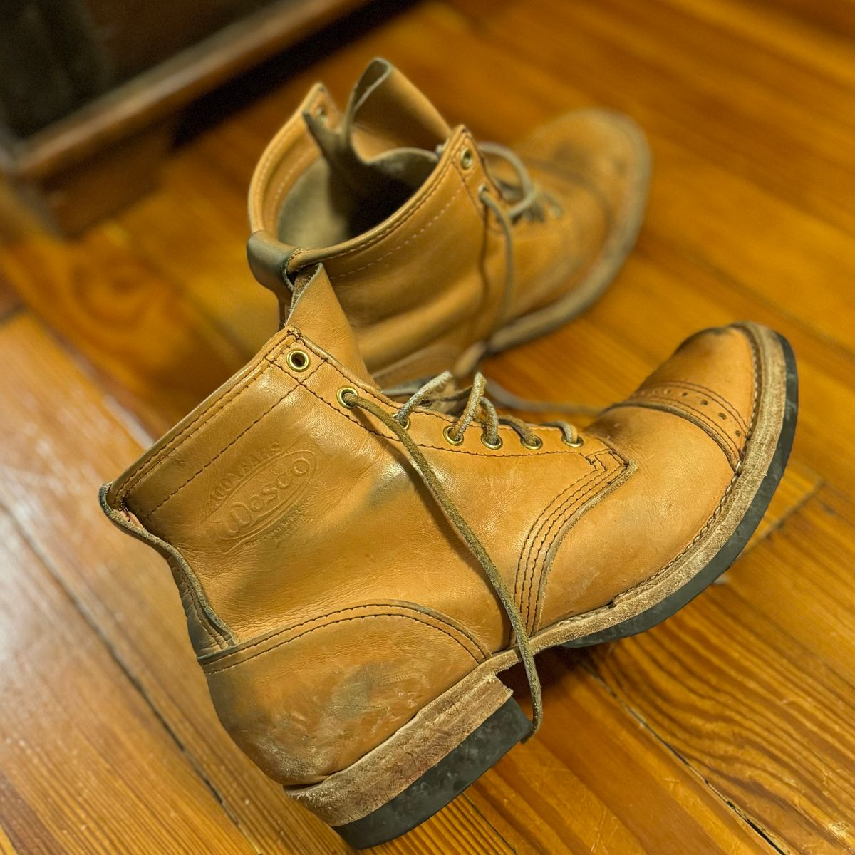 Photo by sthilburn on December 4, 2024 of the Wesco Wesco/x S&S Day Breaker in Horween Natural Essex.