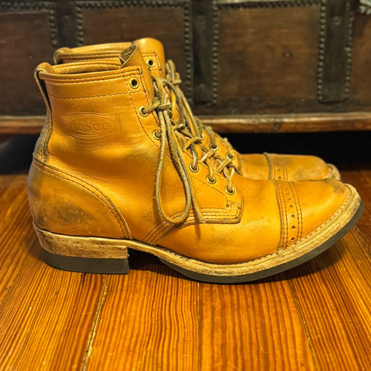 Photo by sthilburn on February 5, 2025 of the Wesco Wesco/x S&S Day Breaker in Horween Natural Essex.