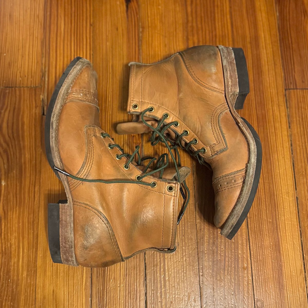 Photo by sthilburn on March 6, 2025 of the Wesco Wesco/x S&S Day Breaker in Horween Natural Essex.